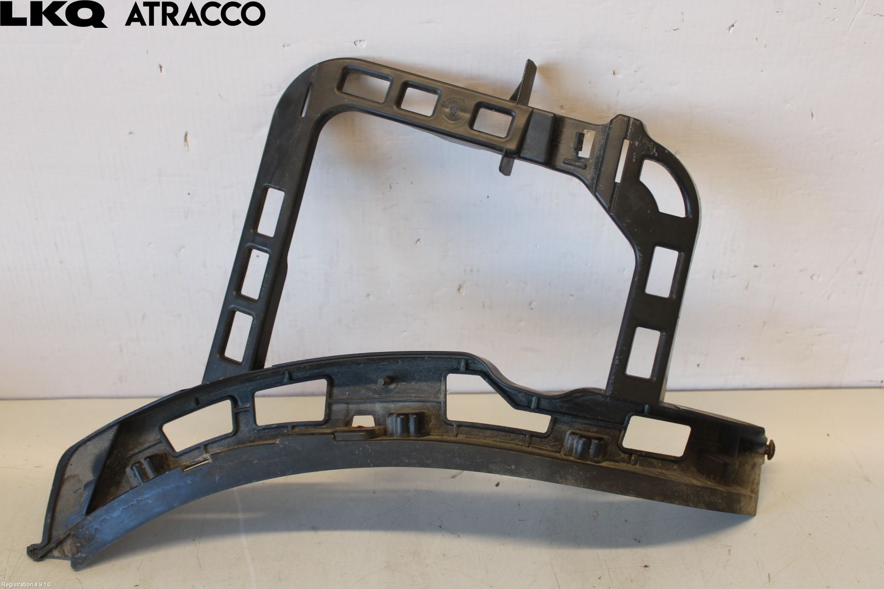 Volkswagen VW PASSAT 11-14 Støtfangerfeste Bak Venstre