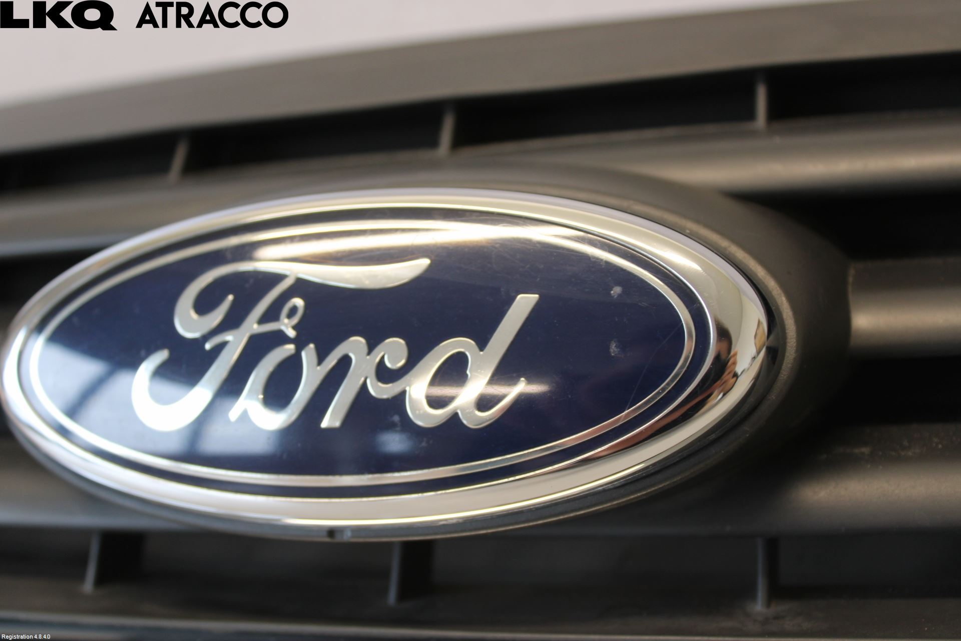 Ford KUGA 08-12 Grill Komplett