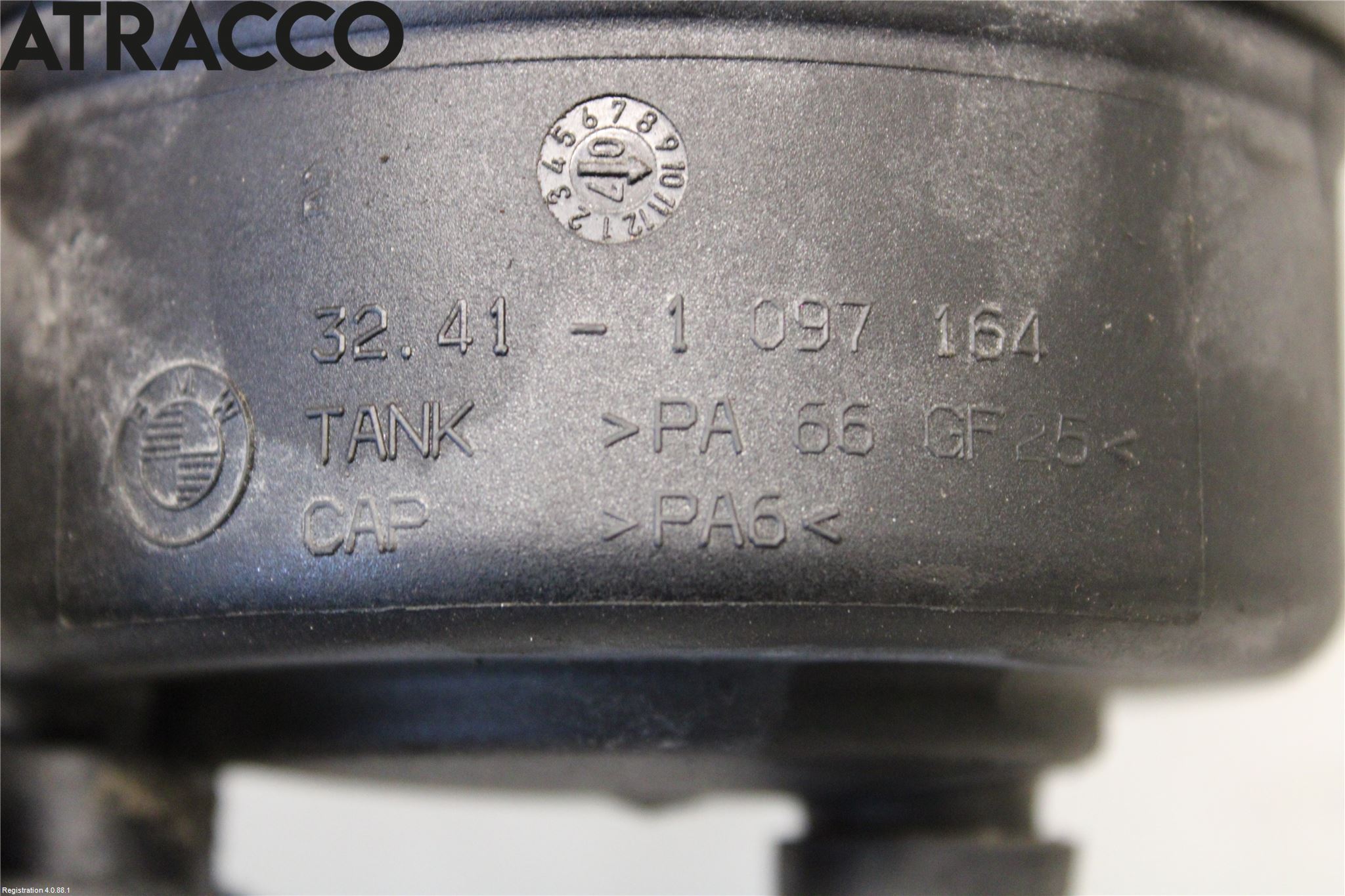 BMW X3 E83     03-10 Servo Oljebeholder