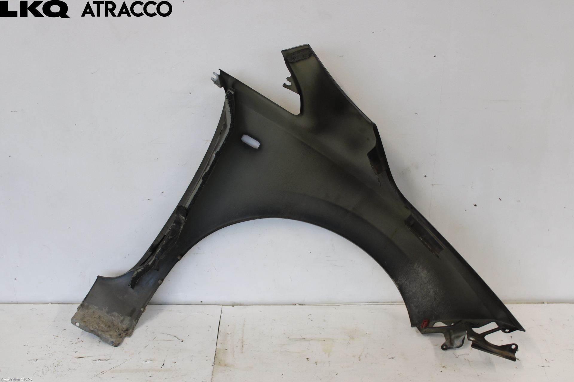 Nissan LEAF 11-17 Skjerm Foran Venstre