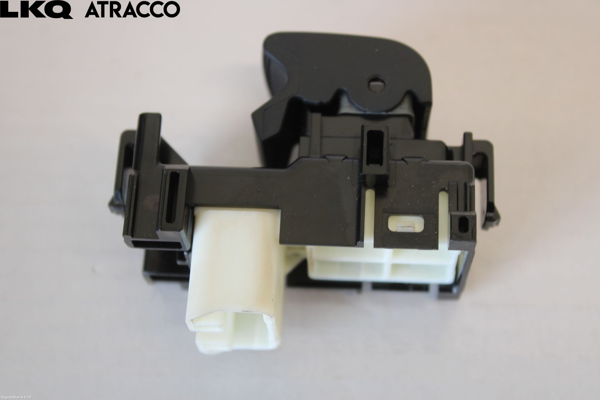 Toyota RAV4 13-18 Bryter Vindusheis