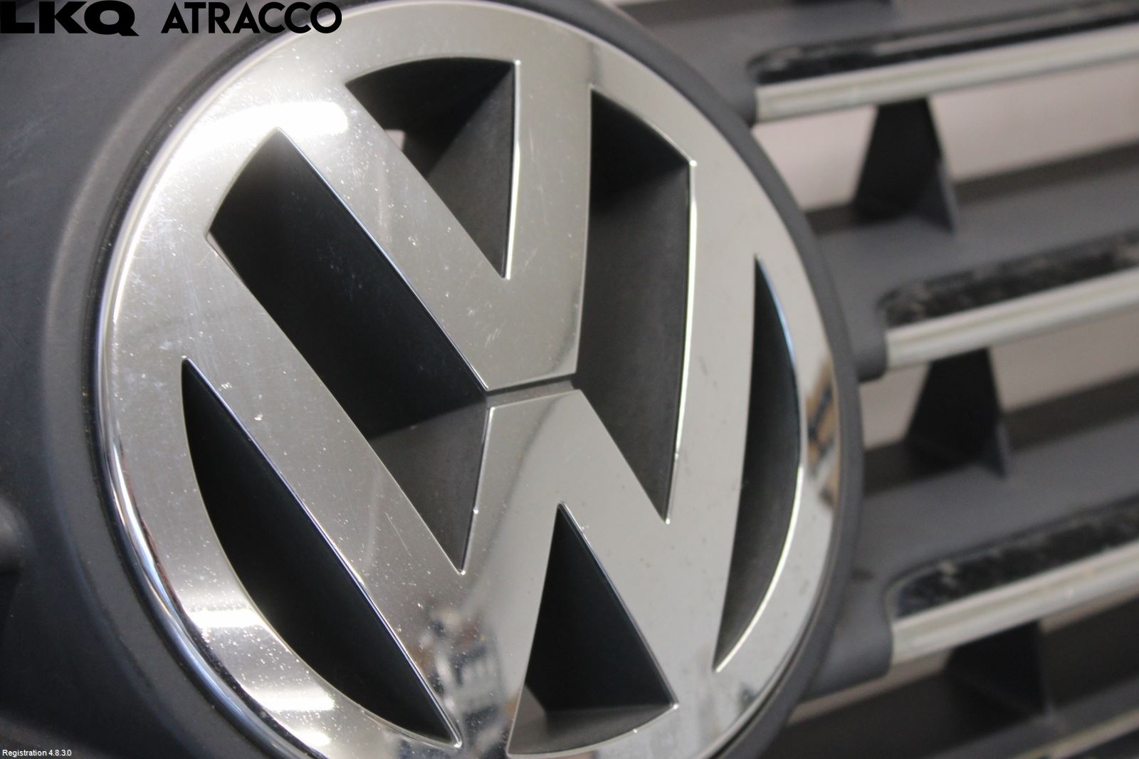 Volkswagen VW TOURAN 03-10 Grill Komplett