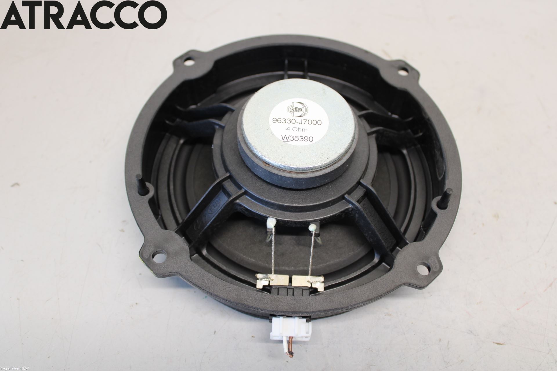 Kia XCEED 19- Innr Høyttaler