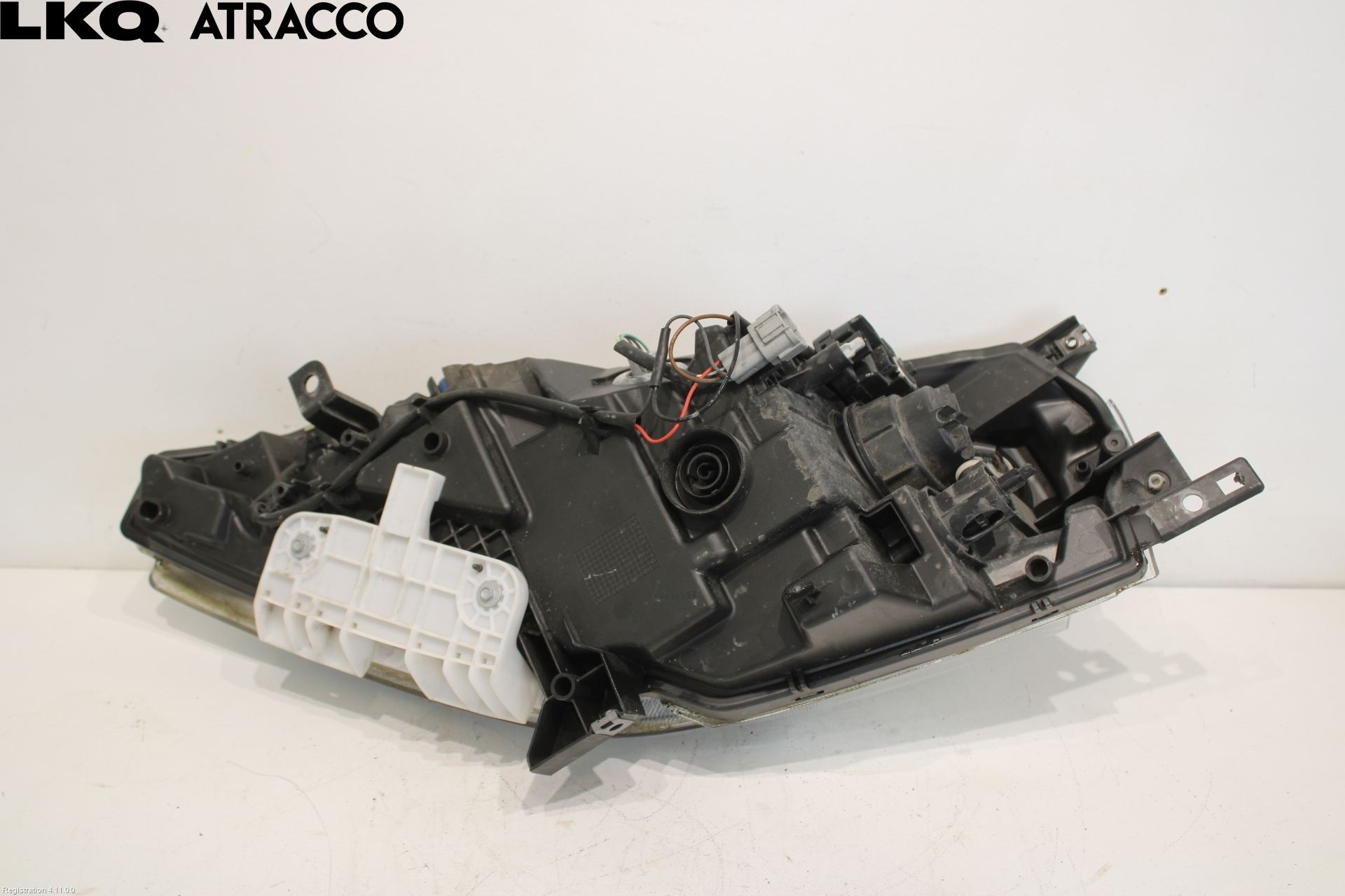 Nissan LEAF 11-17 Frontlykt Høyre