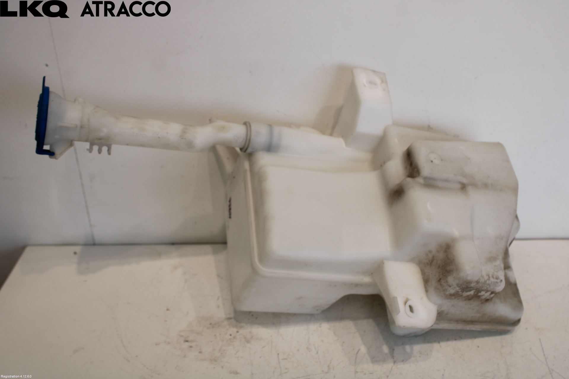 Volvo V40 12-19 Spylerbeholder Frontrute-Lykte