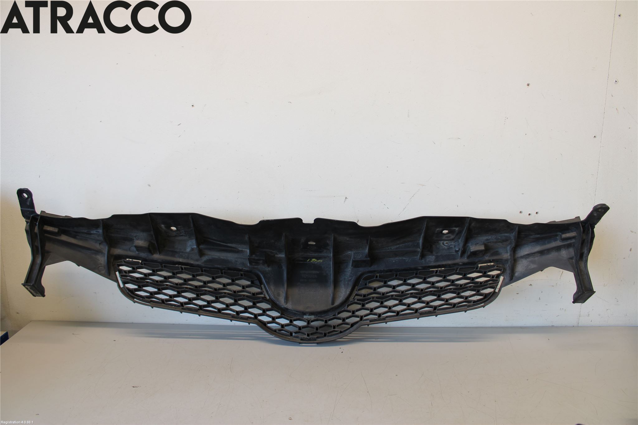 Toyota AURIS 10-12 Grill Komplett