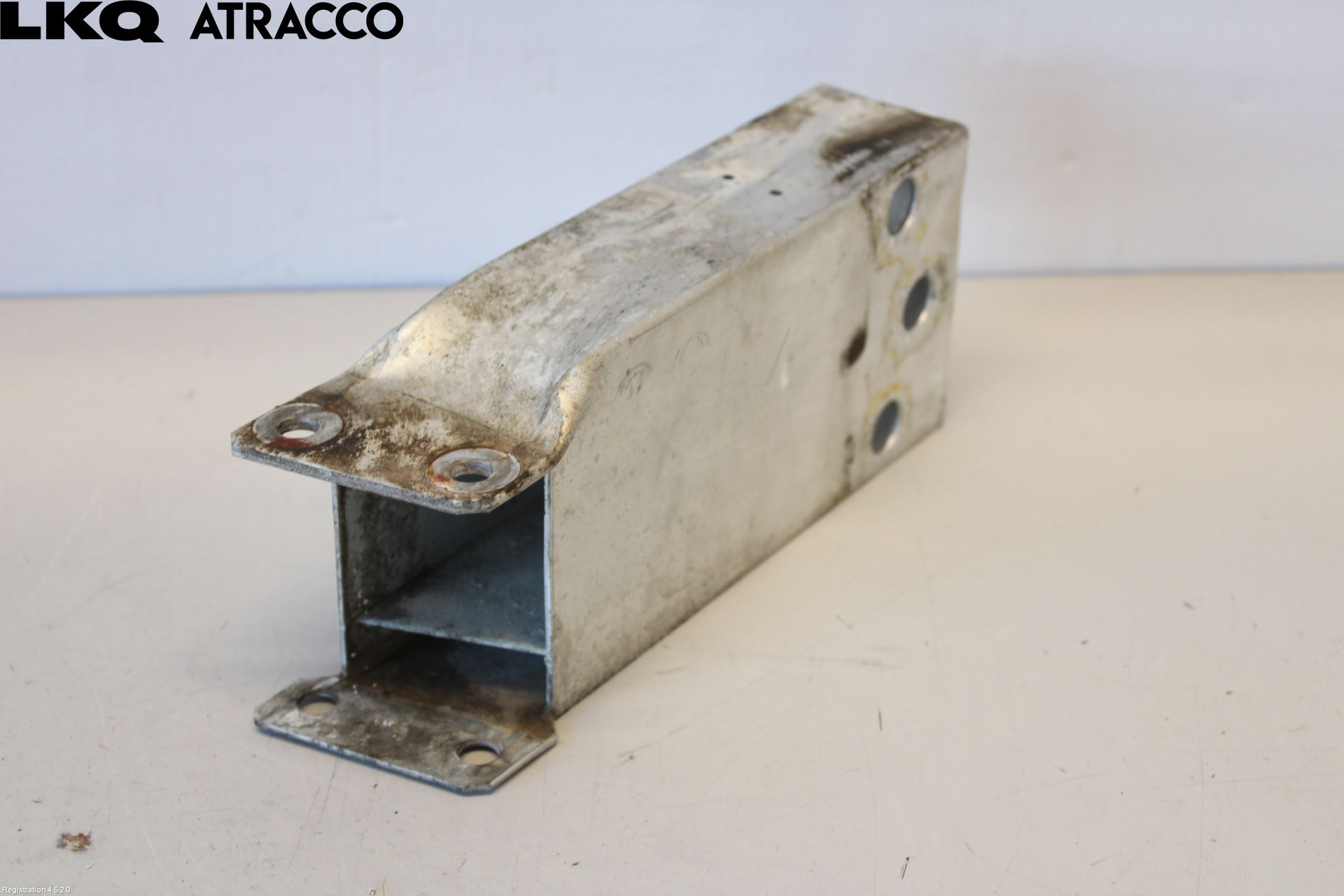 Mercedes-Benz MB B-KLASS (W246/W242) 12-19 Støtfanger Foran Feste