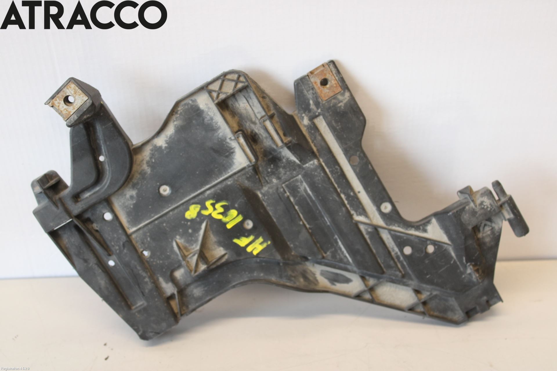 Audi A4/S4 08-11 Frontlykt Holder-Feste