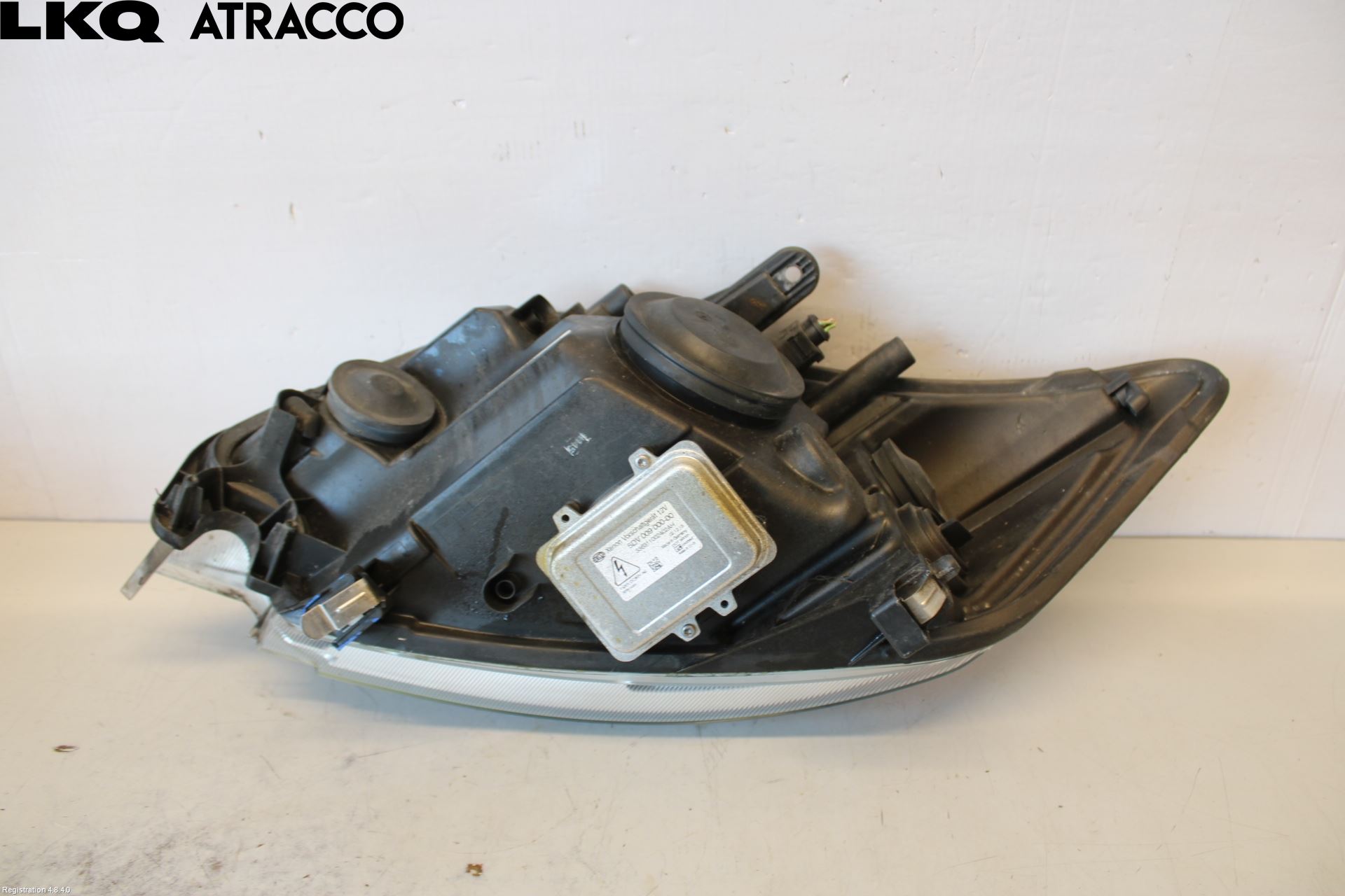 Ford KUGA 08-12 Frontlykt Høyre