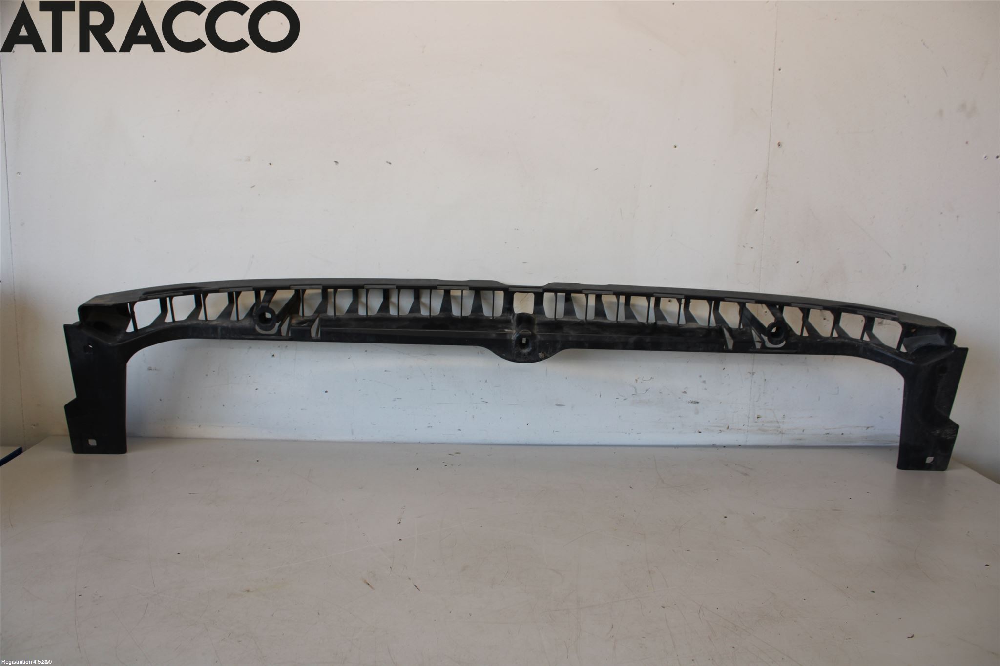 BMW i3 I01 13-22 Støtfanger Bak Midt Del