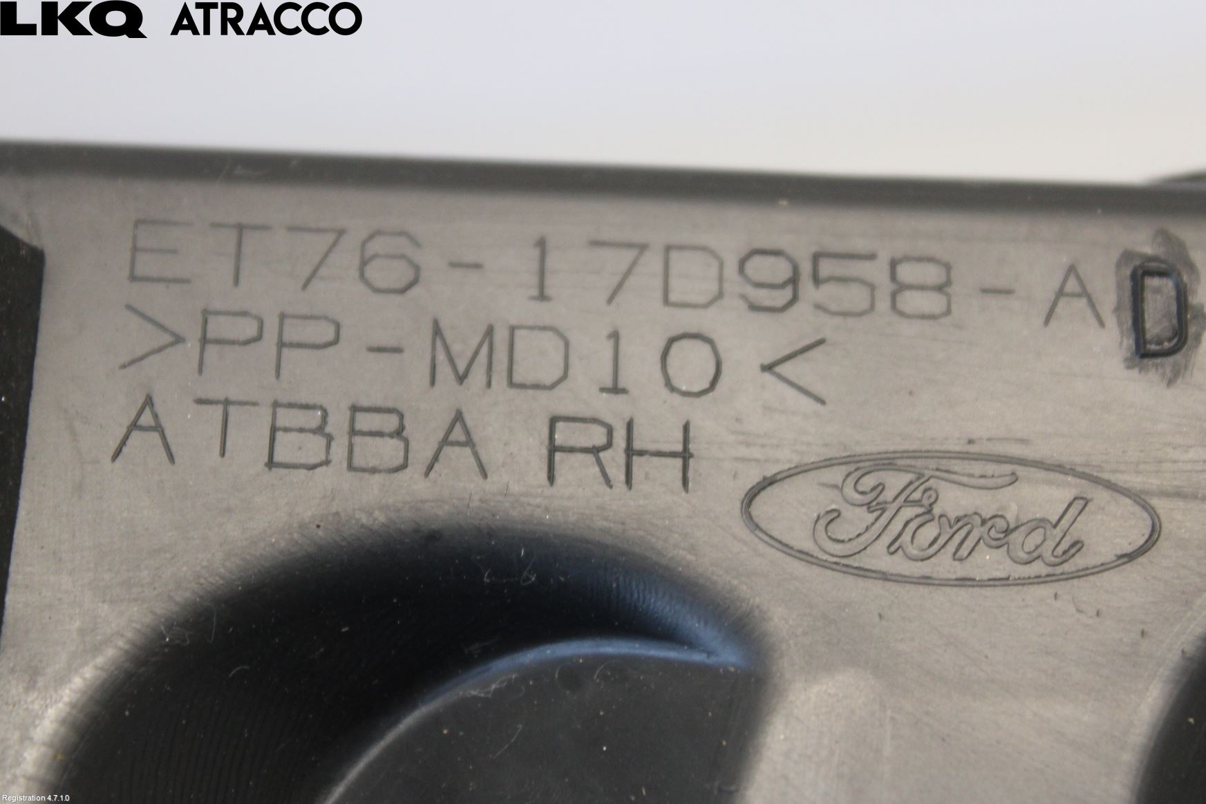 Ford TRANSIT CONNECT 09-13 Støtfanger Foran Feste