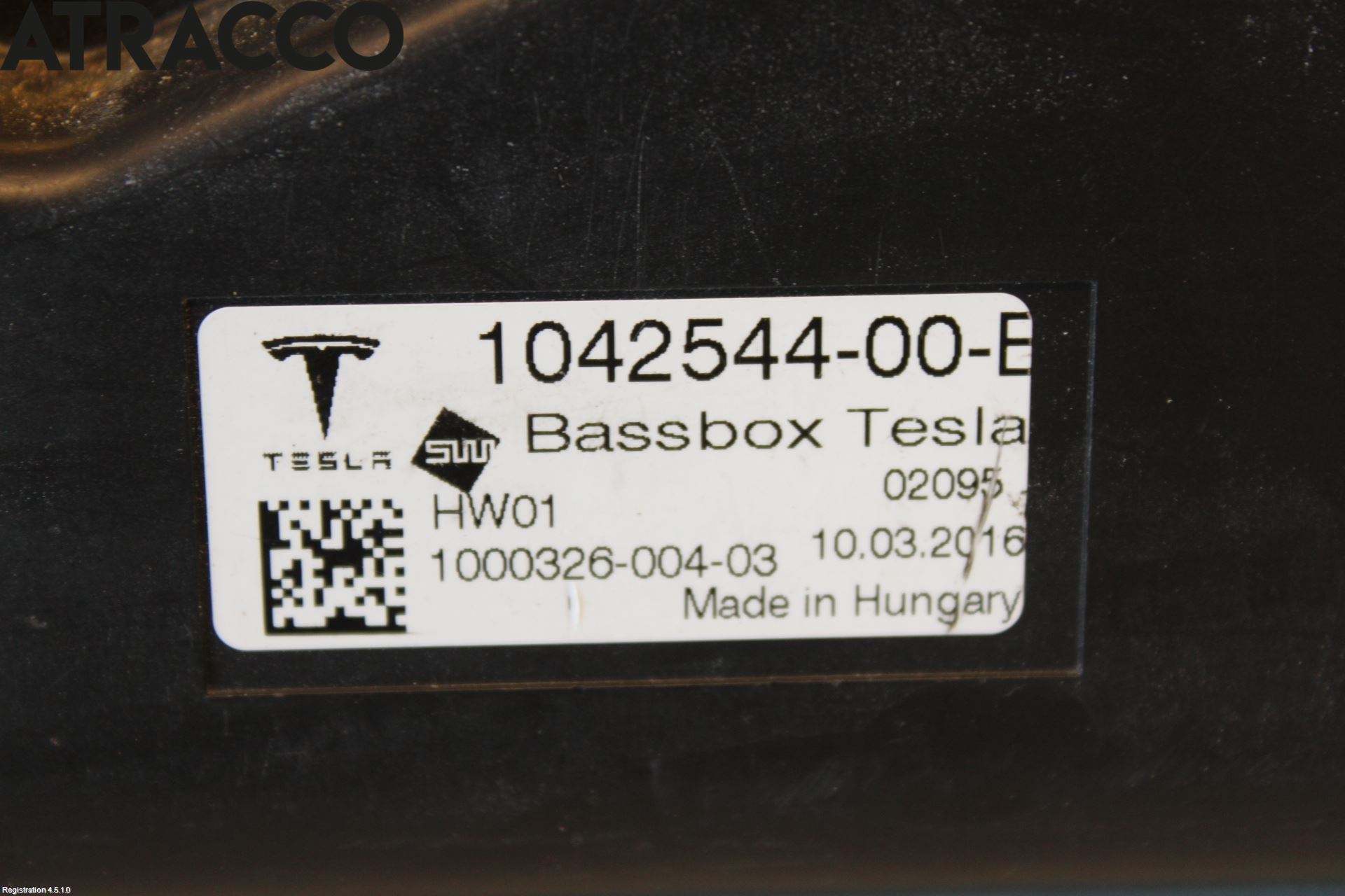 Tesla MODEL S 13- Innr Høyttaler