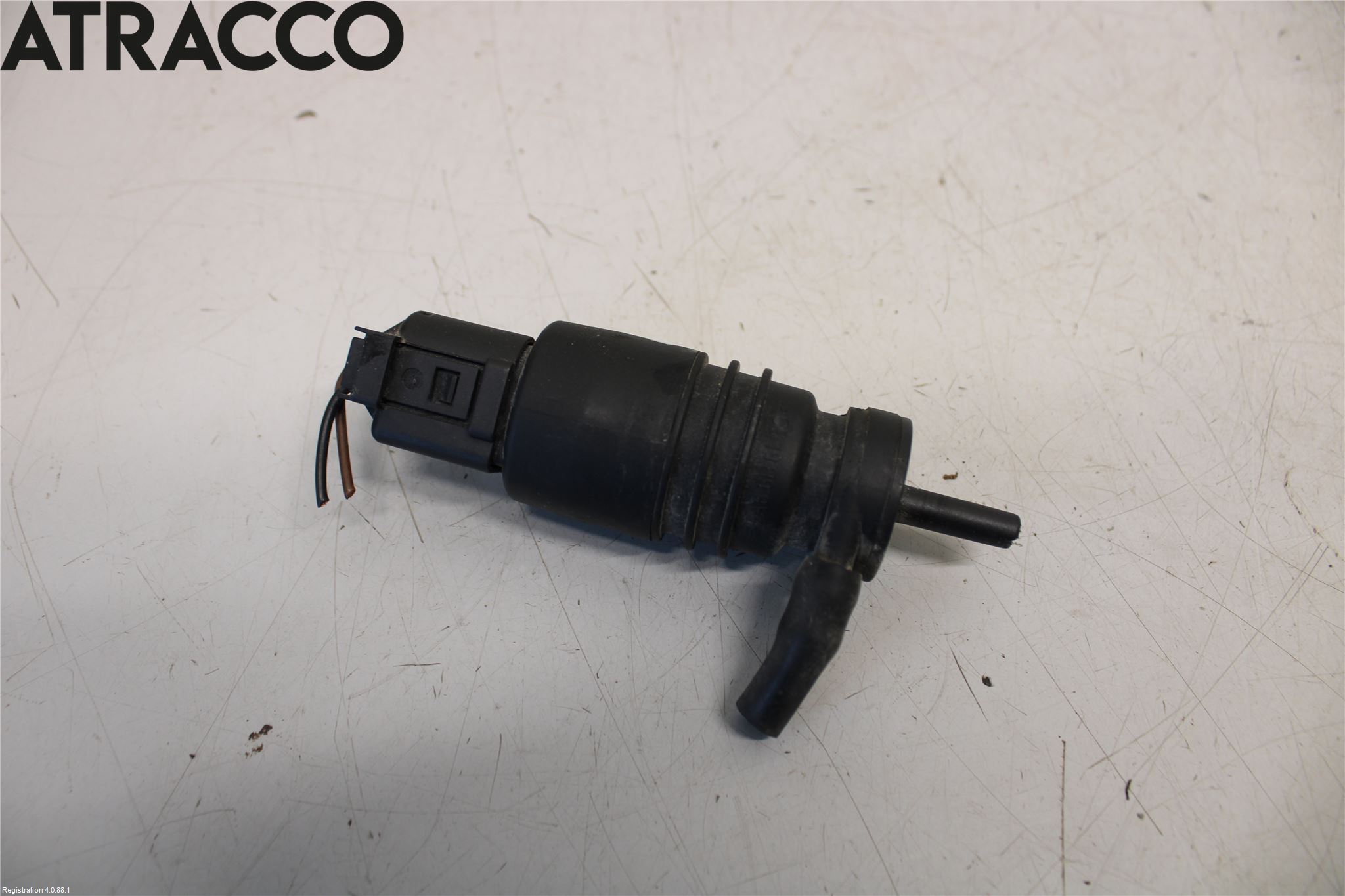 BMW X3 E83     03-10 Spylerpumpe Bakluke