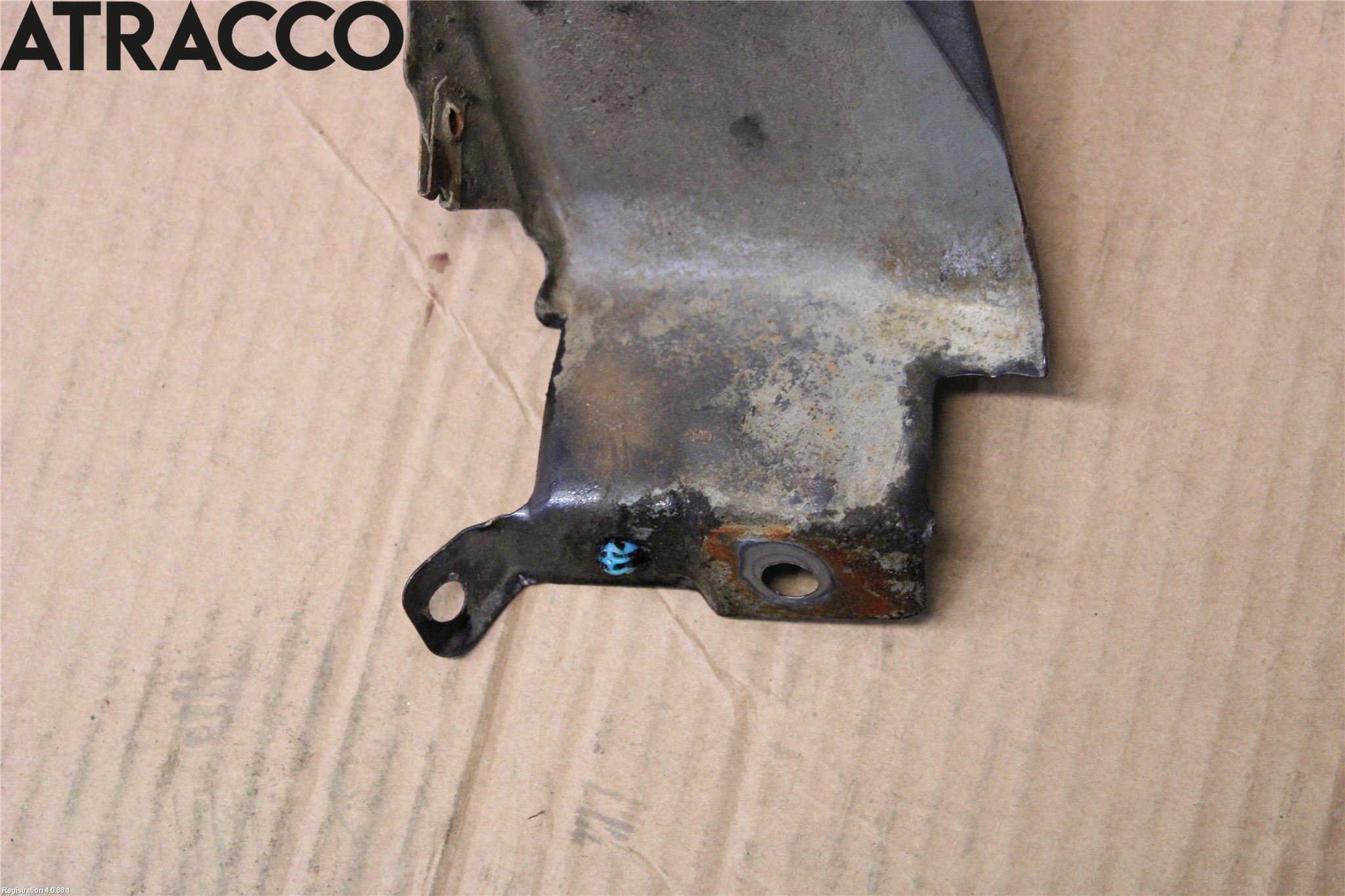 Mitsubishi OUTLANDER 07-12 Skjerm Foran Høyre