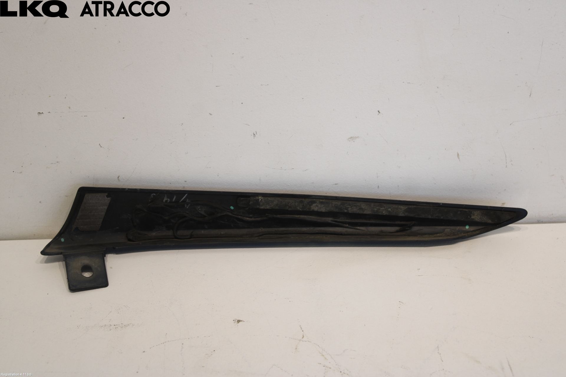 Nissan LEAF 18- Støtfanger Foran Feste