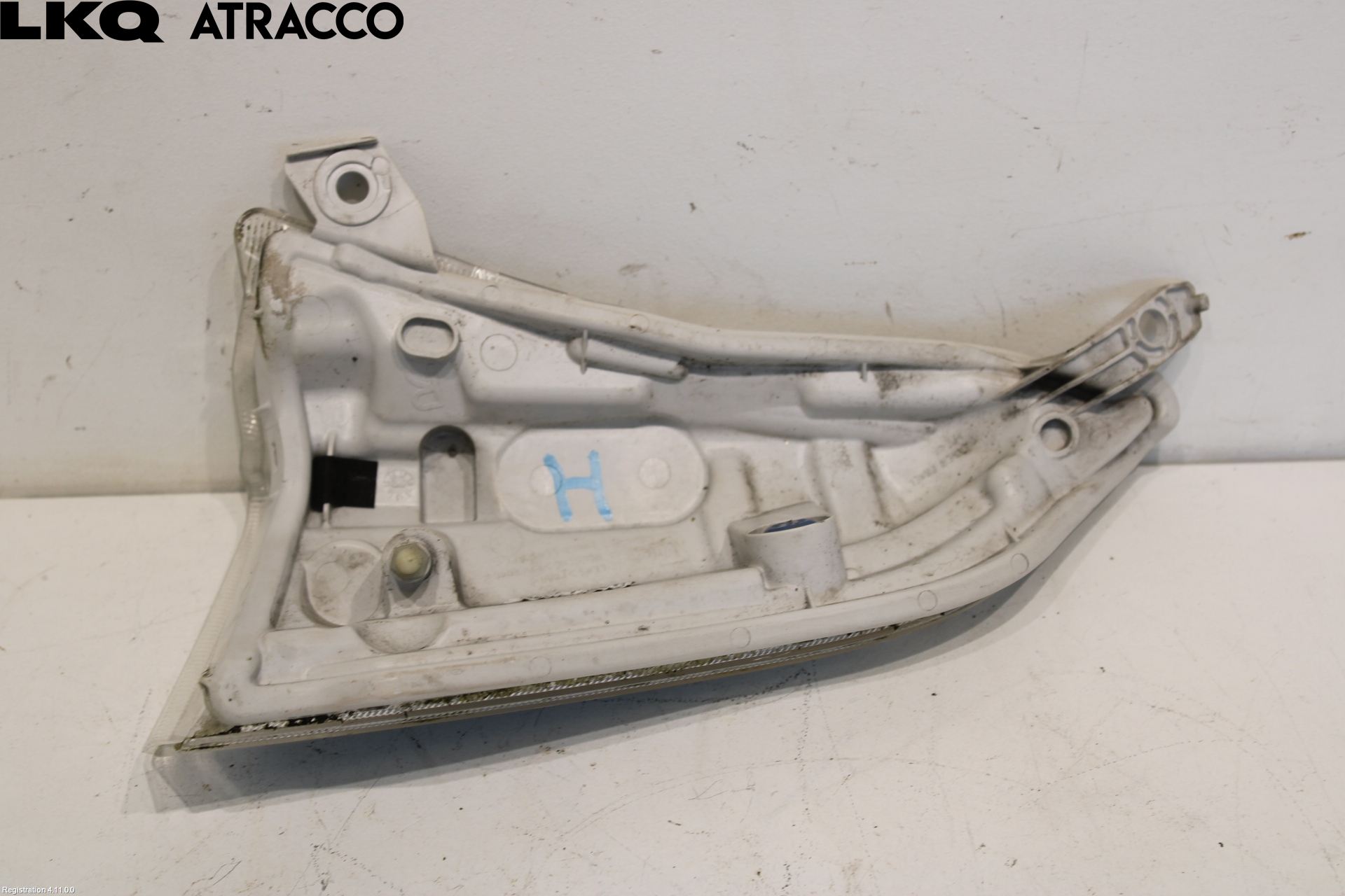 Nissan LEAF 11-17 Frontlykt Høyre