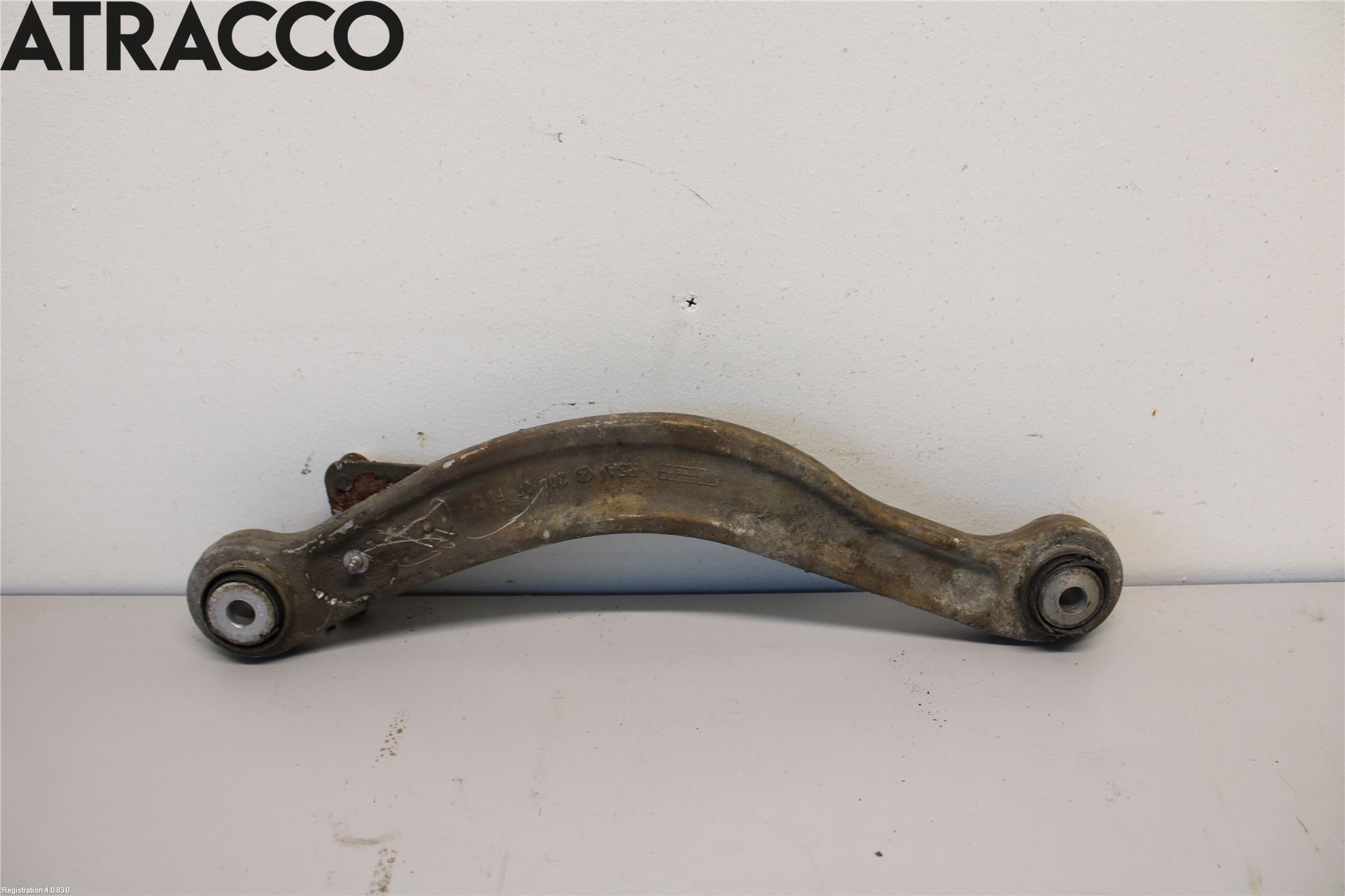 Mercedes-Benz MB C-KLASS (W204) 07-15 Bærearm Bak Venstre Øvre