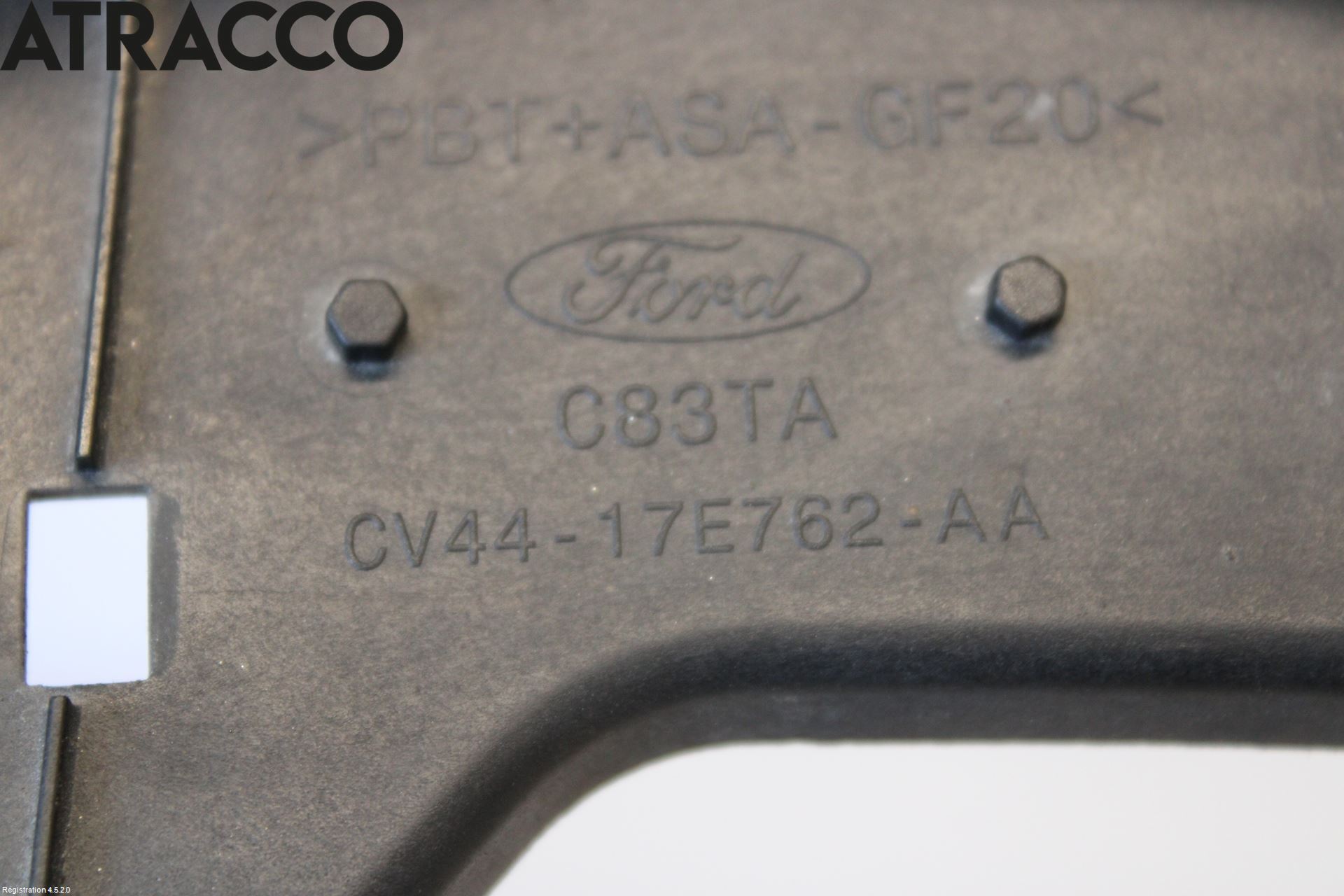 Ford KUGA 13-16 Støtfangerfeste Foran Høyre