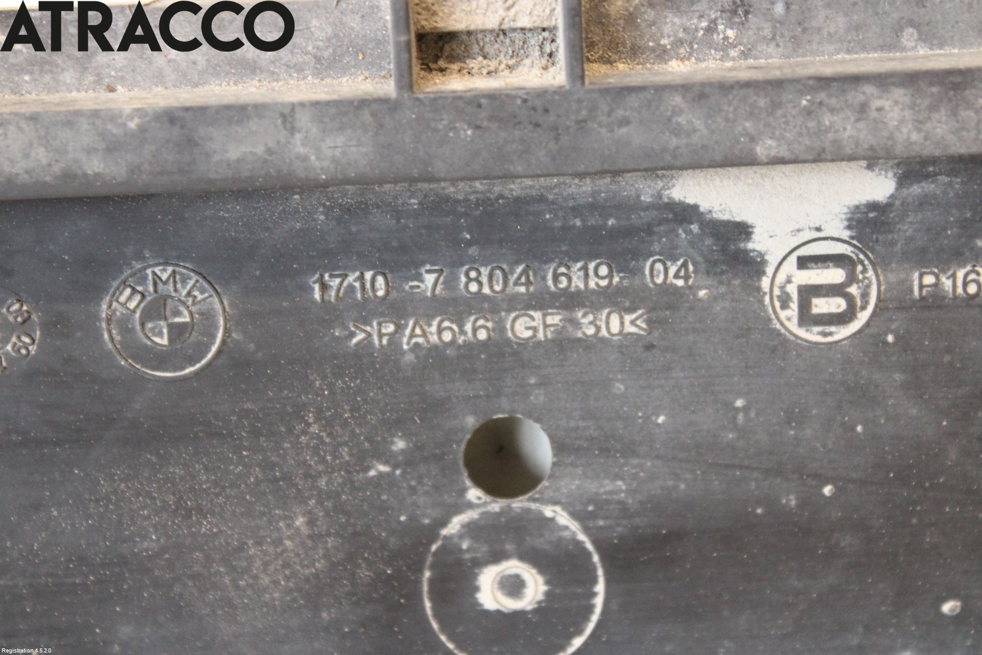 BMW 5 F10/F11/F18 09-17 Radiator Feste - Ramme - Bjelk