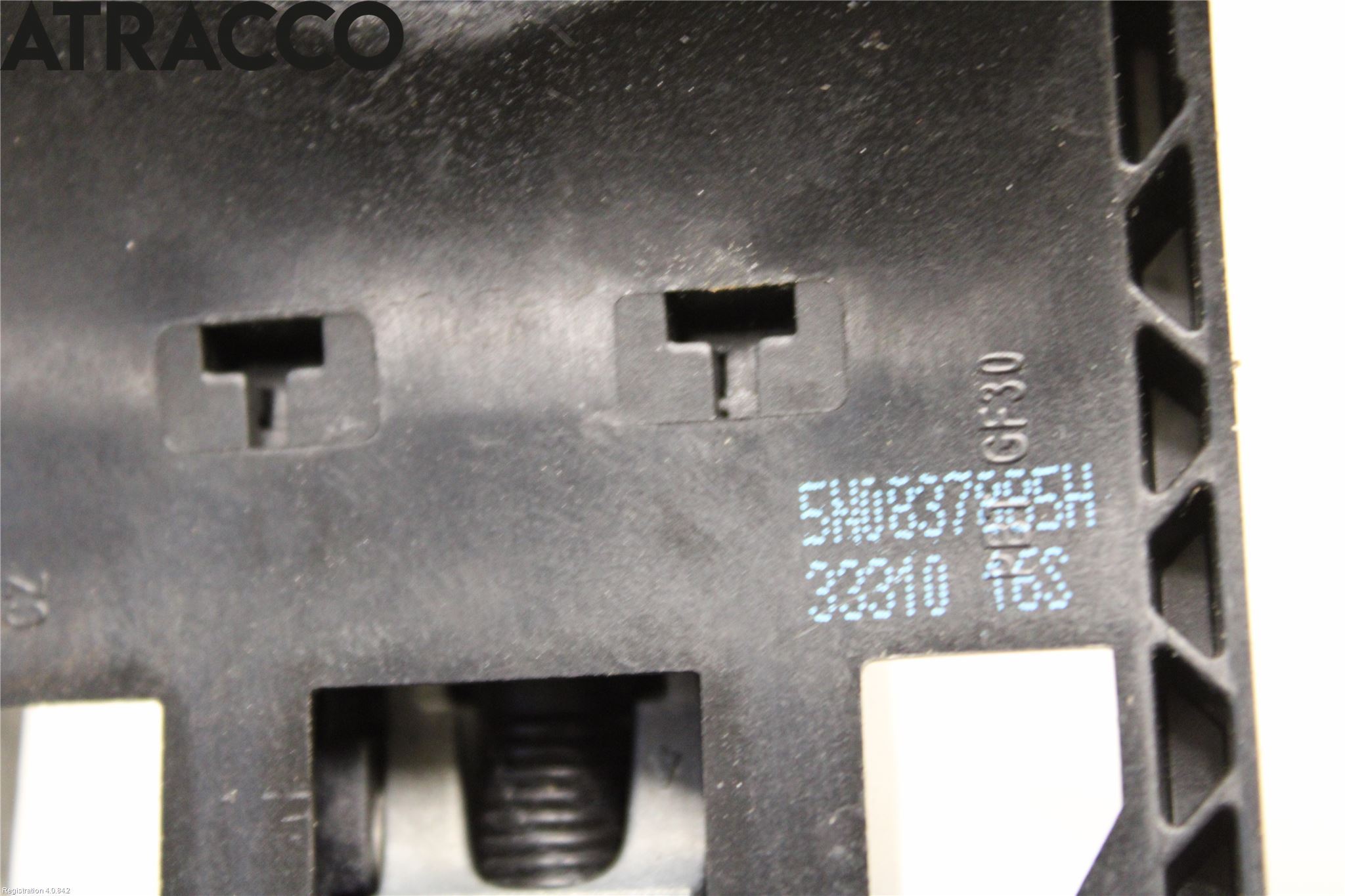 Volkswagen VW GOLF VI 09-13 Dørhandtak Ytre Venstre