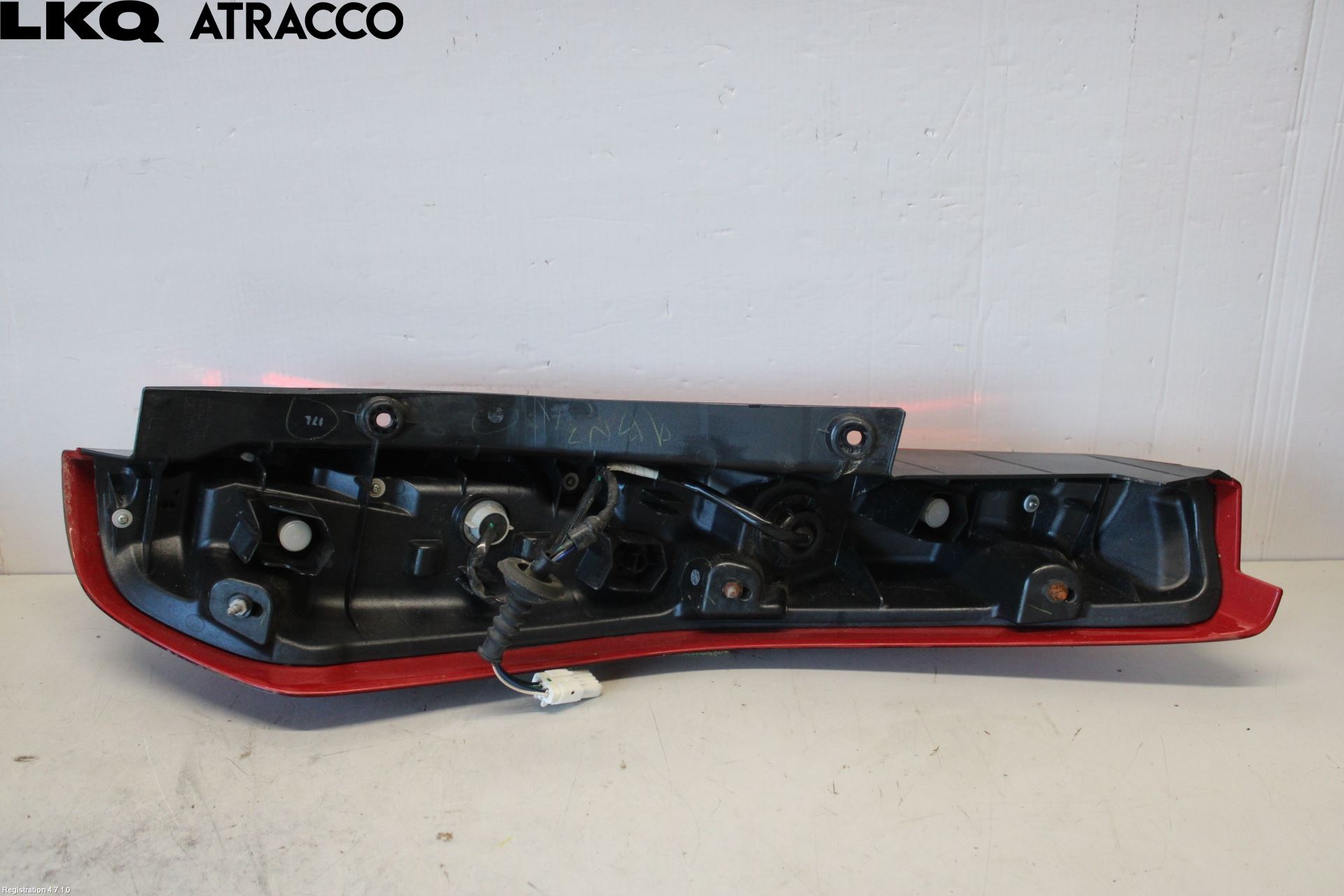 Nissan X-TRAIL 08-14 Baklykt Venstre