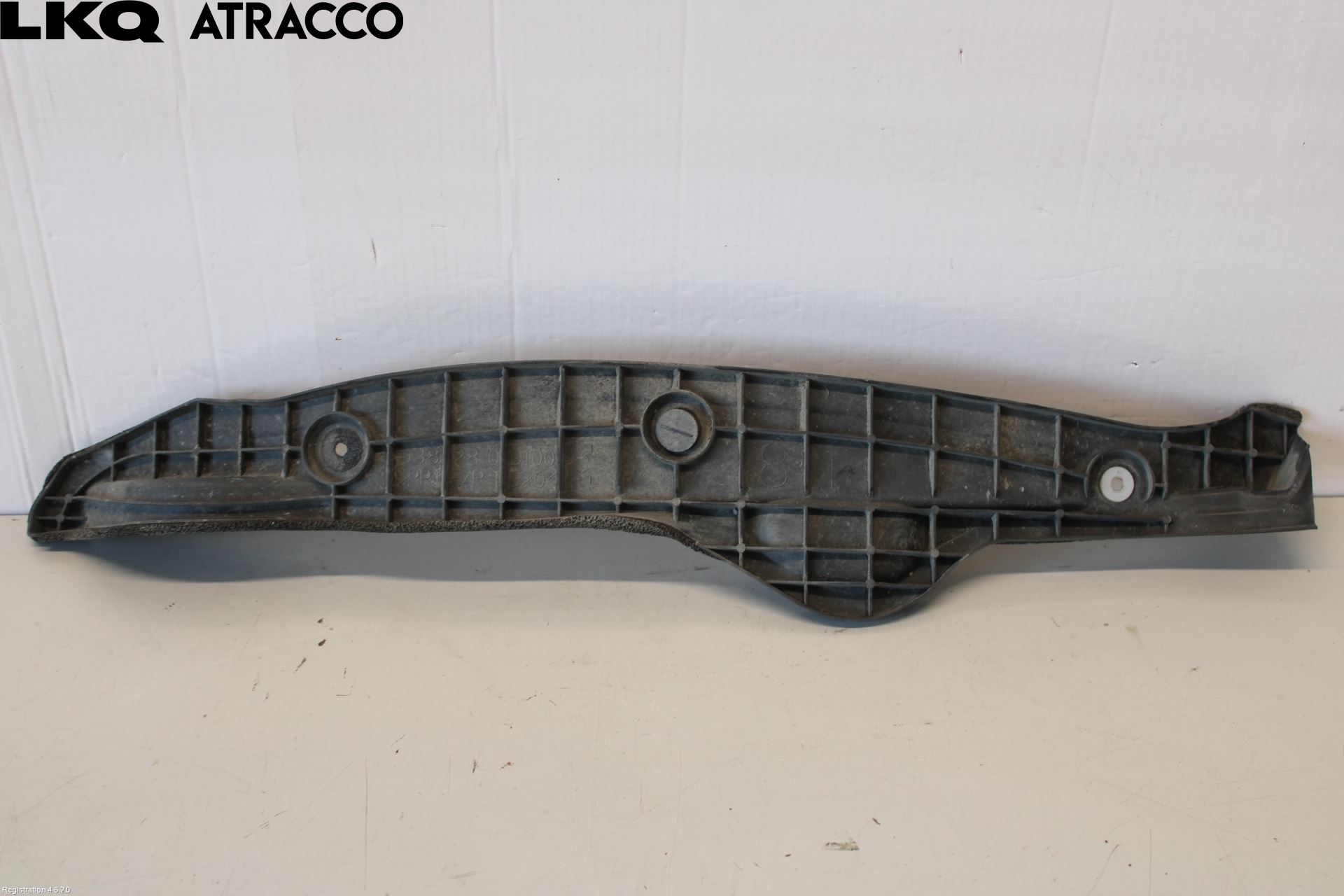 Toyota YARIS XP130 15-20 Front Øvrig