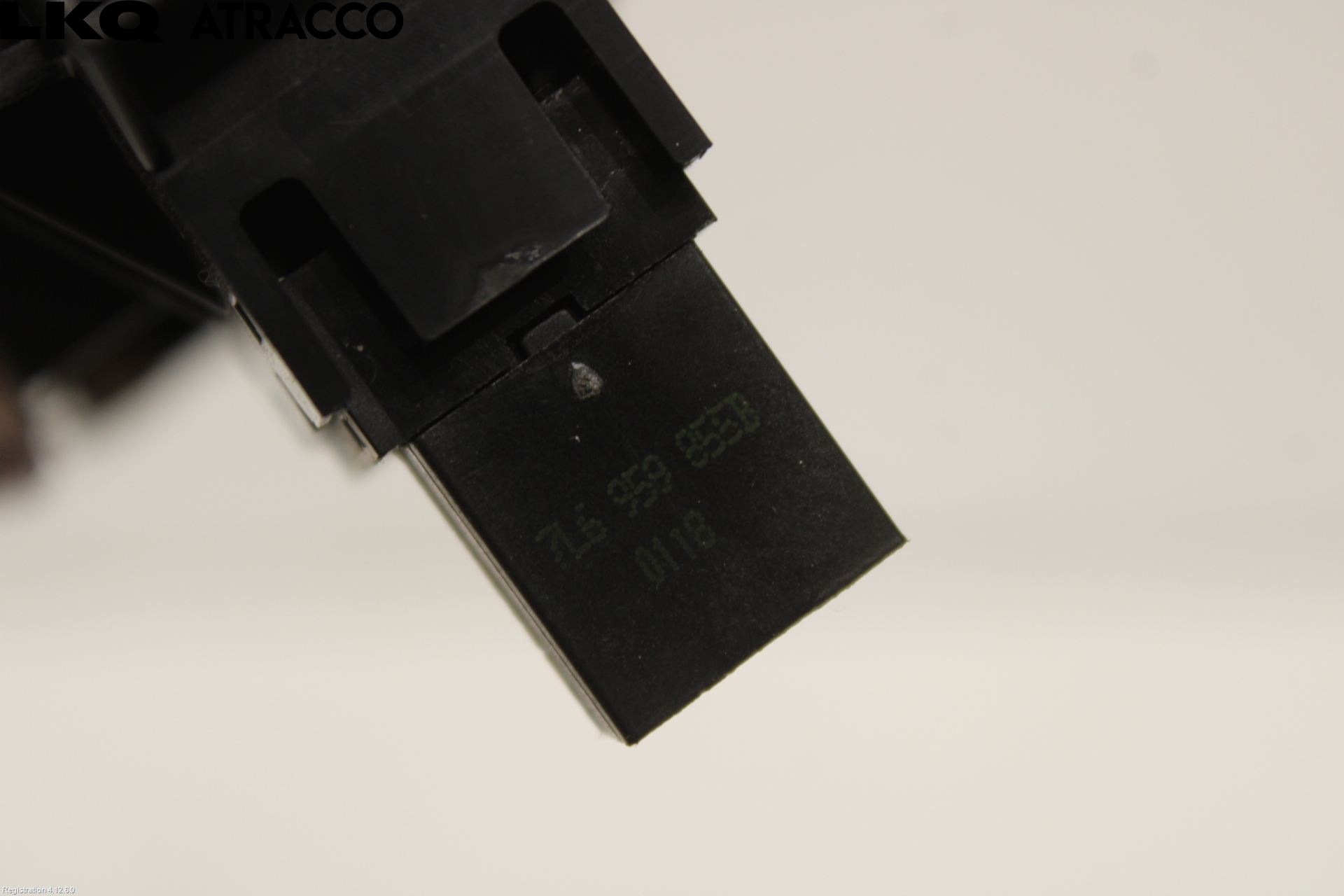 Volkswagen VW TRANSP/CARAVELLE (T6) 16-22 Bryter Vindusheis