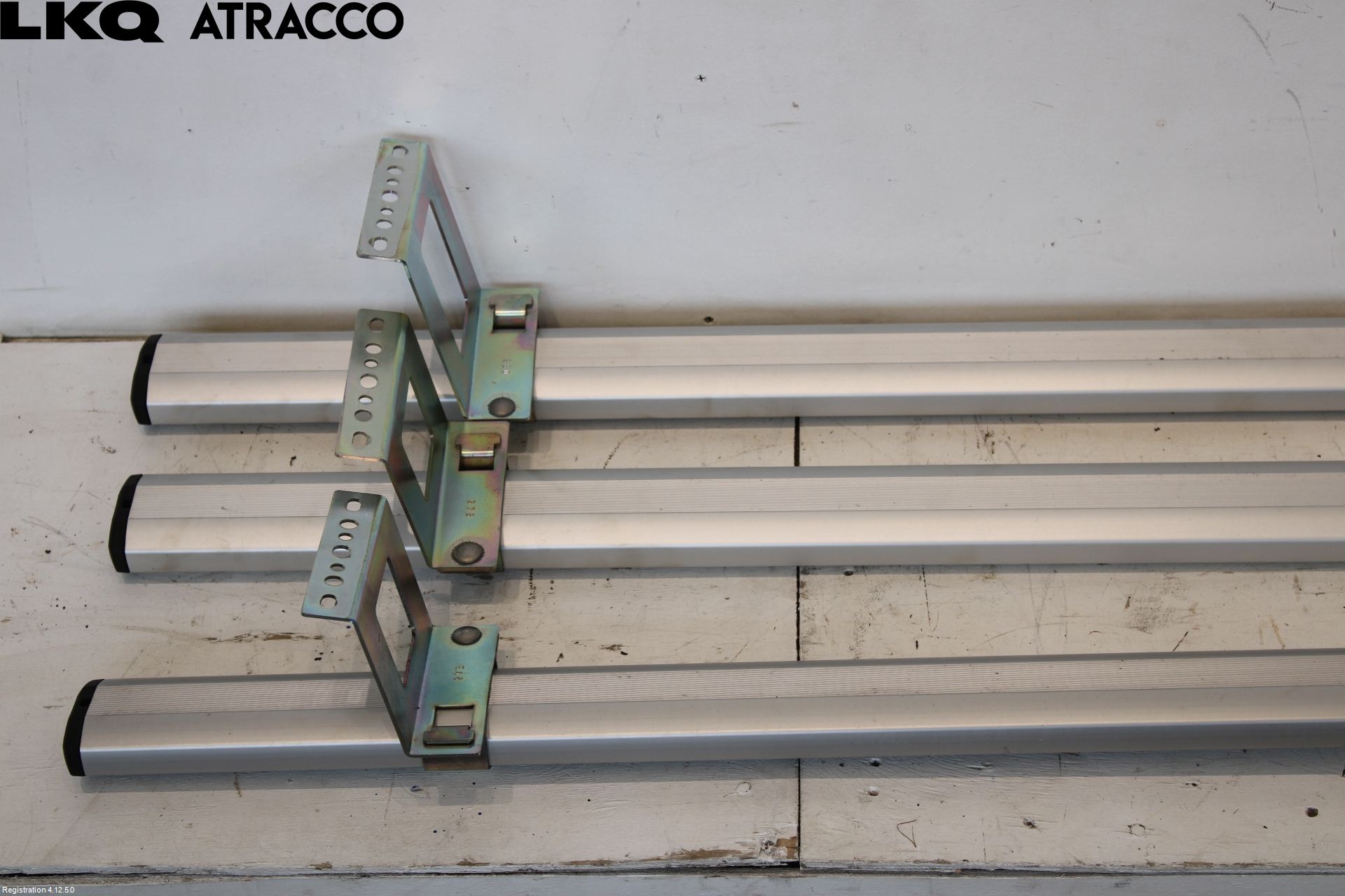 Volkswagen VW ID BUZZ/CARGO 22- Takrails - Stativ