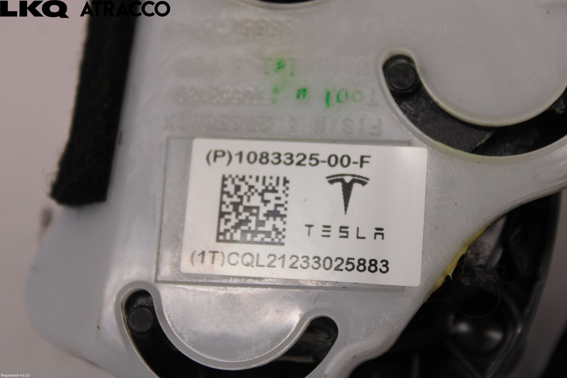 Tesla MODEL 3 17- Dashbord Kanal - Dyse