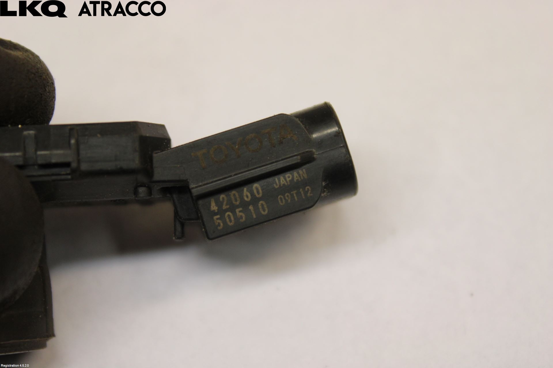 Toyota RAV4 13-18 Sensor Parkering Front