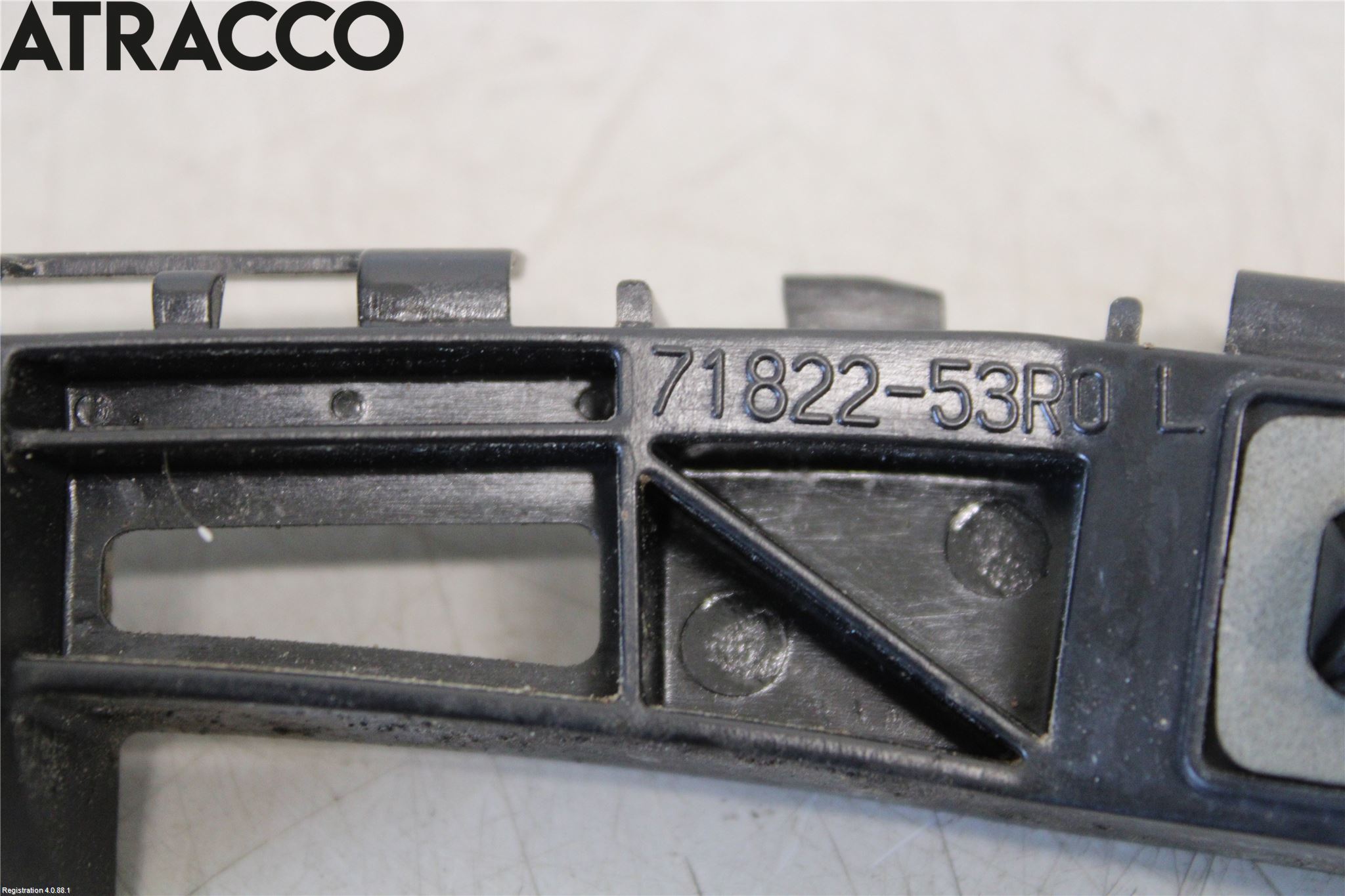 Suzuki SWIFT 17-24 Støtfangerfeste Bak Venstre