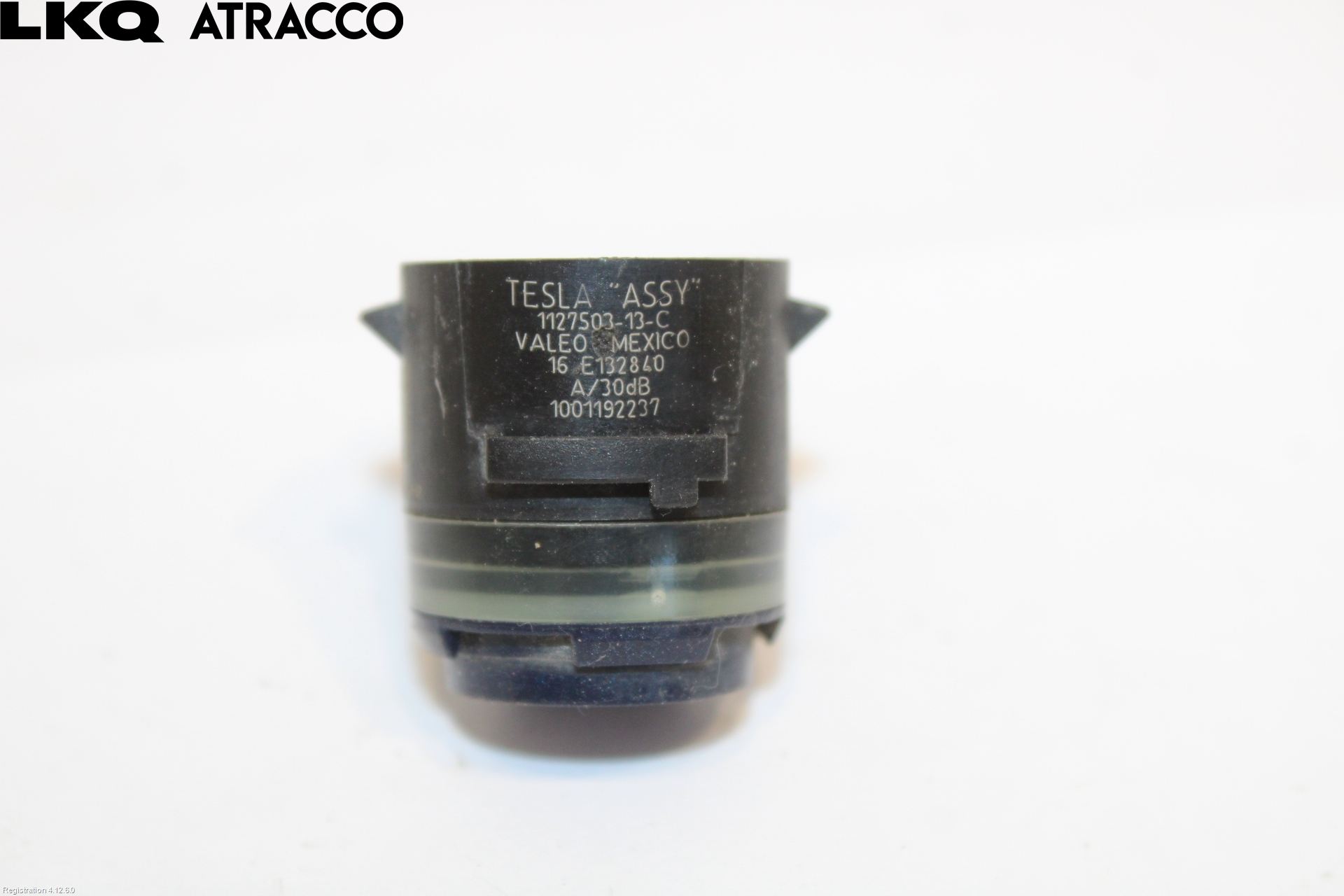 Tesla MODEL 3 17- Sensor Parkering Front