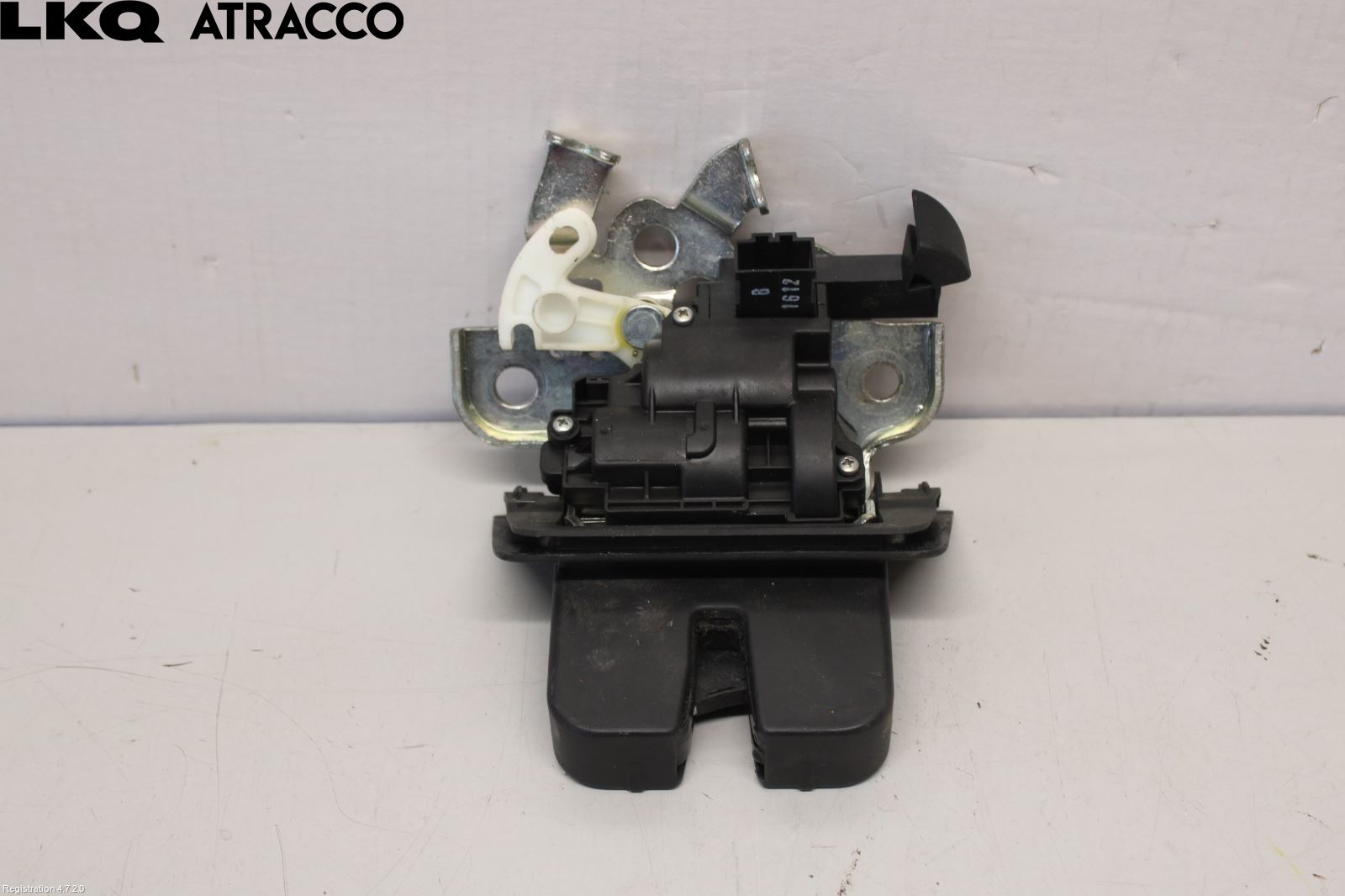 Audi A6 ALLROAD 12-18 Bakluke-Lokk Låsekasse