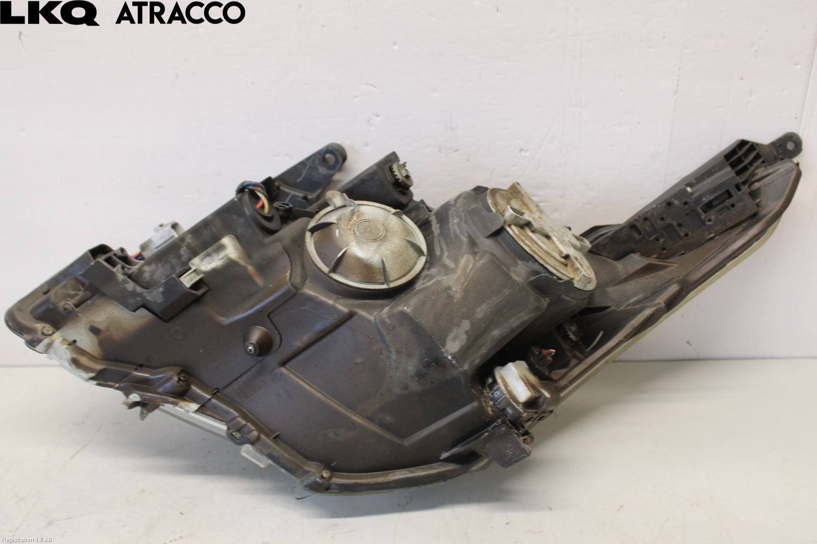 Toyota AVENSIS 09-15 Frontlykt Høyre