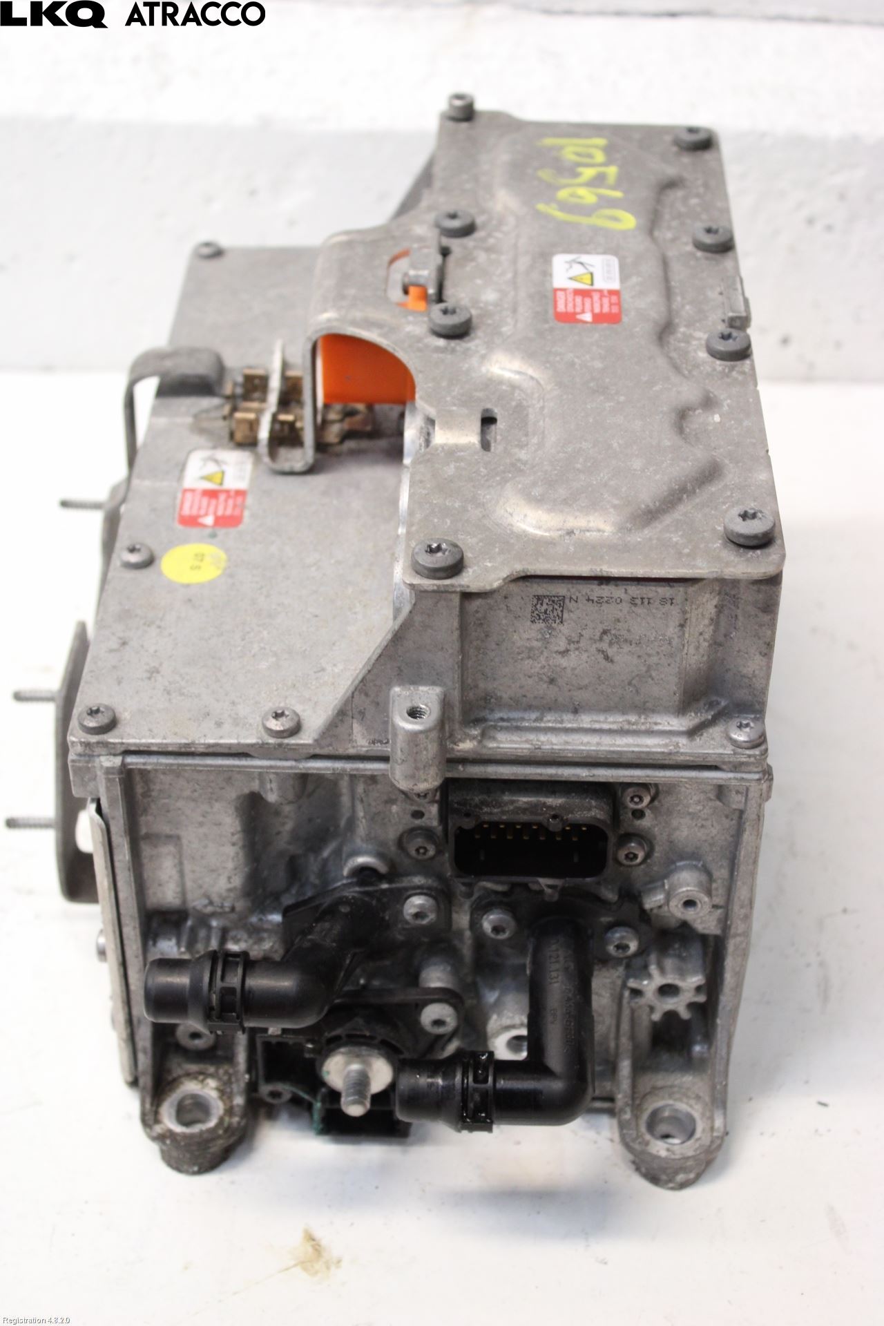 Volkswagen VW GOLF / E-GOLF VII 13-20 Inverter 12-)220V