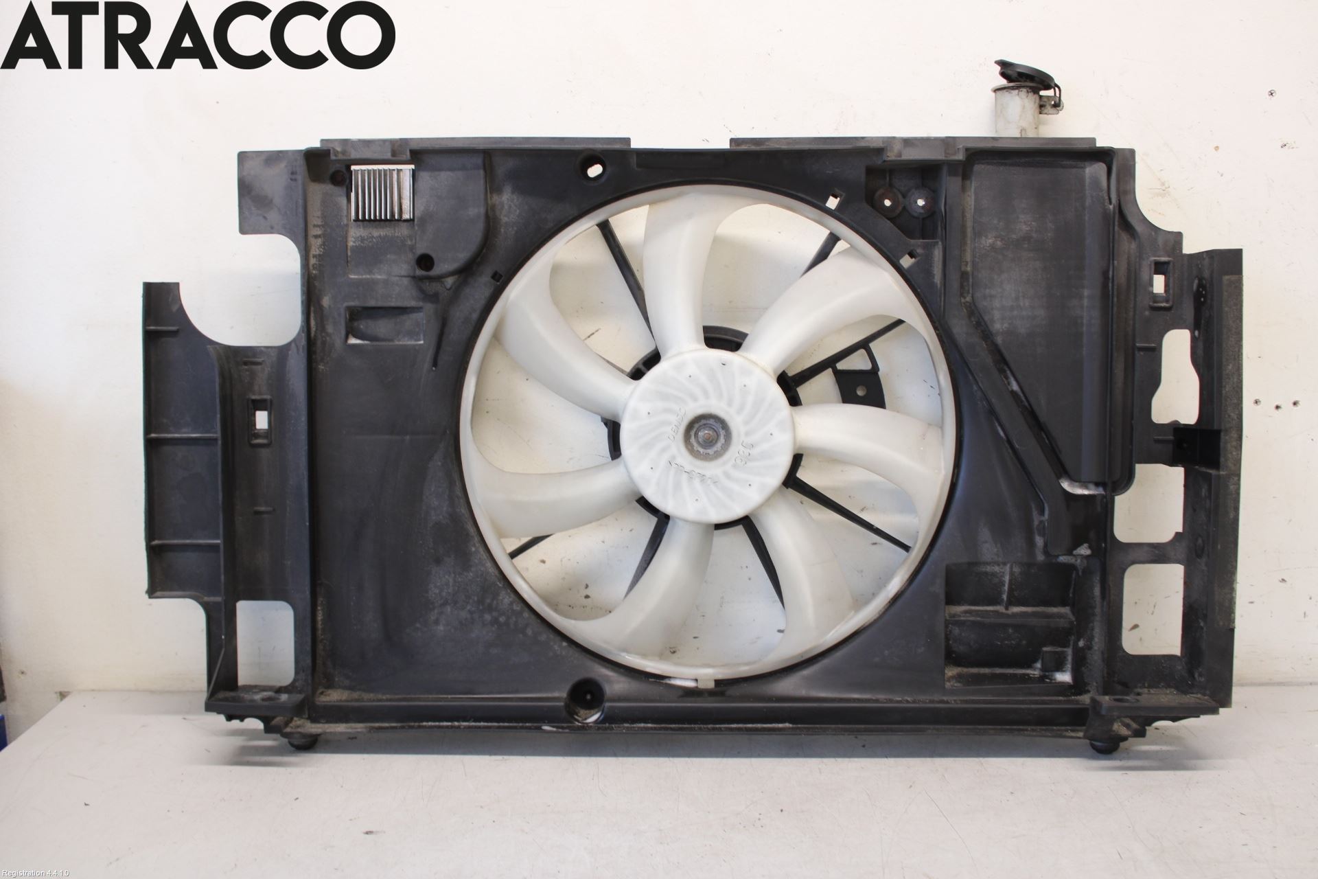 Toyota YARIS XP130 12-14 Kjølevifte Elektrisk