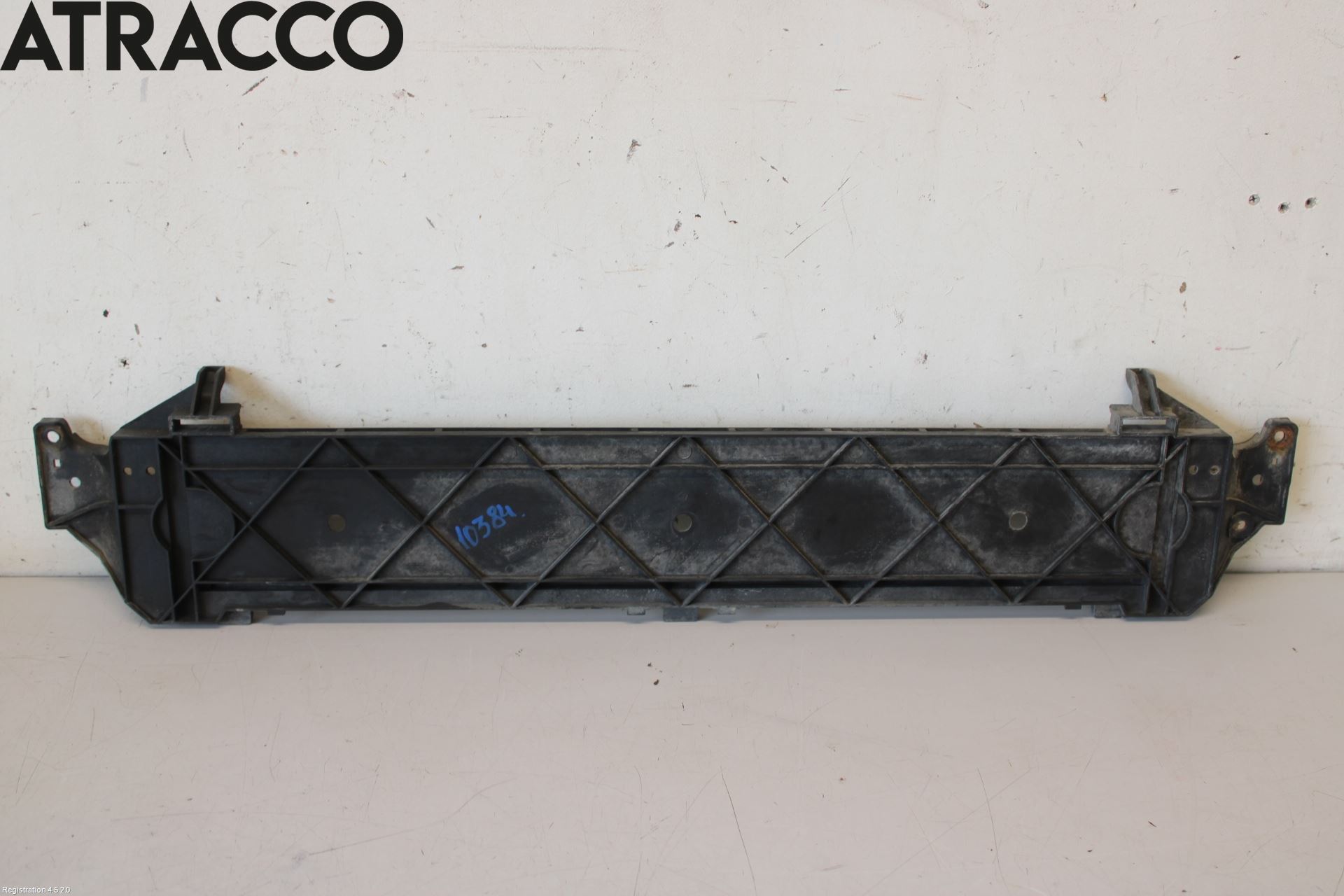 BMW 5 F10/F11/F18 09-17 Radiator Feste - Ramme - Bjelk