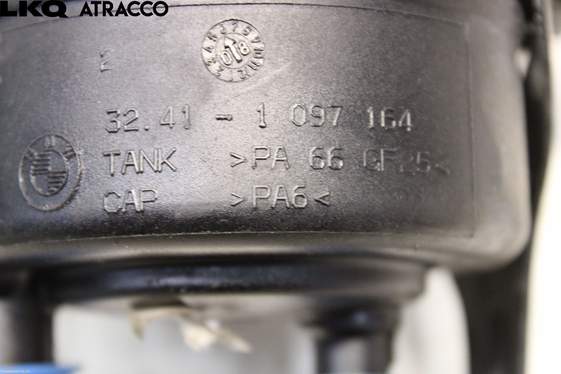 BMW 5 E60/61 Sed/Tou 02-10 Servo Oljebeholder