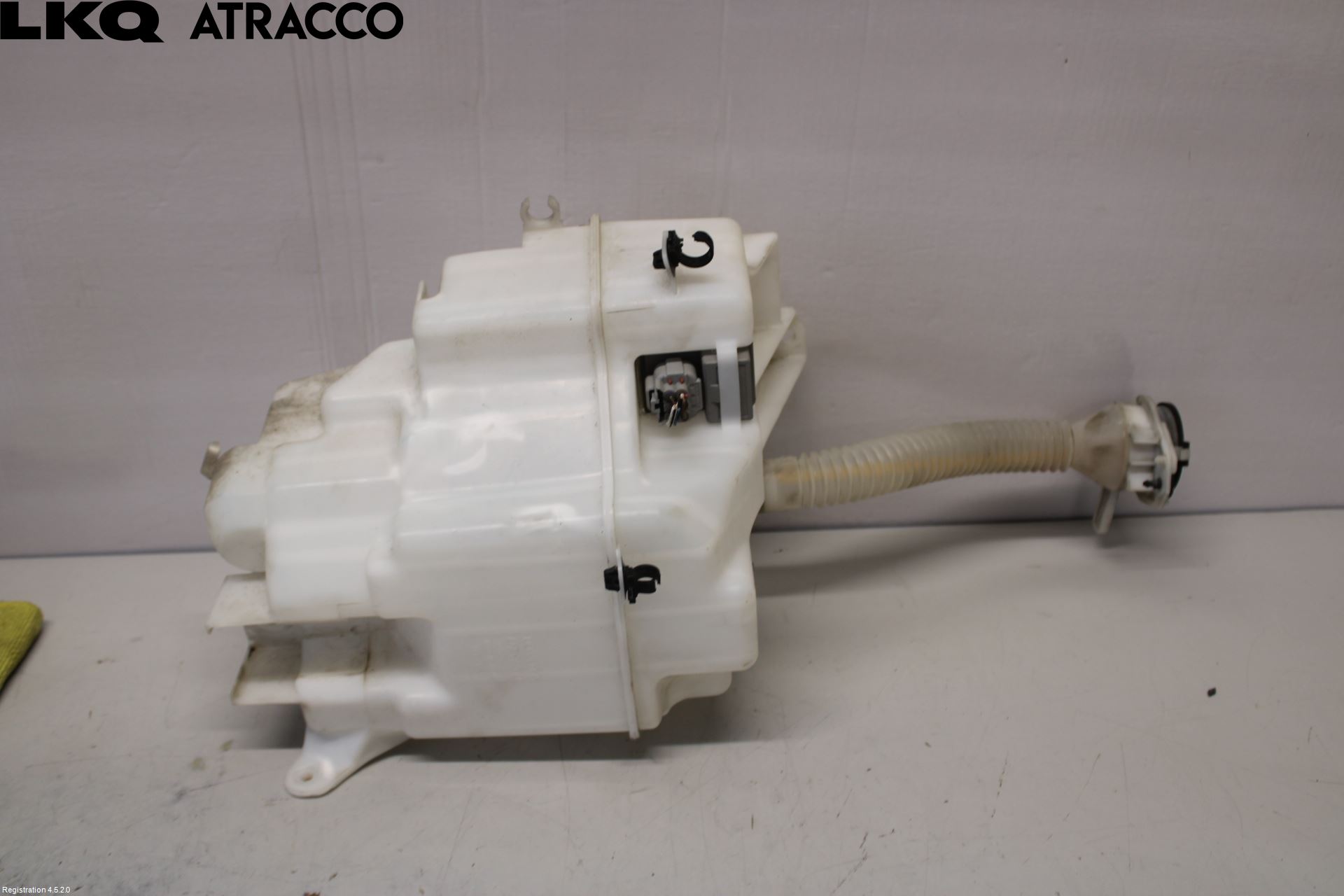 Toyota RAV 4 06-12 Spylerbeholder Frontrute-Lykte