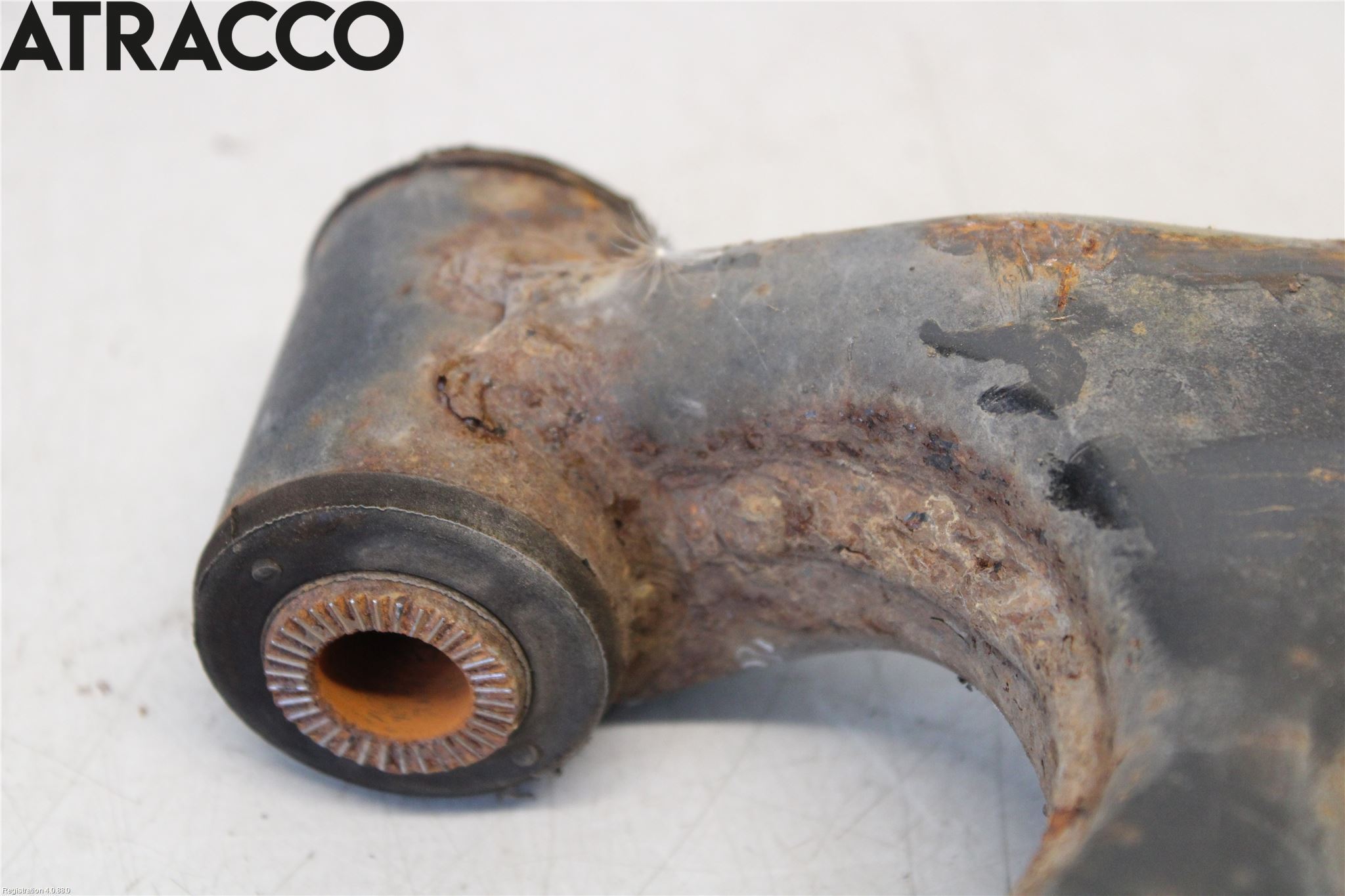 Toyota AURIS 13-19 Bærearm Foran Venstre Nedre