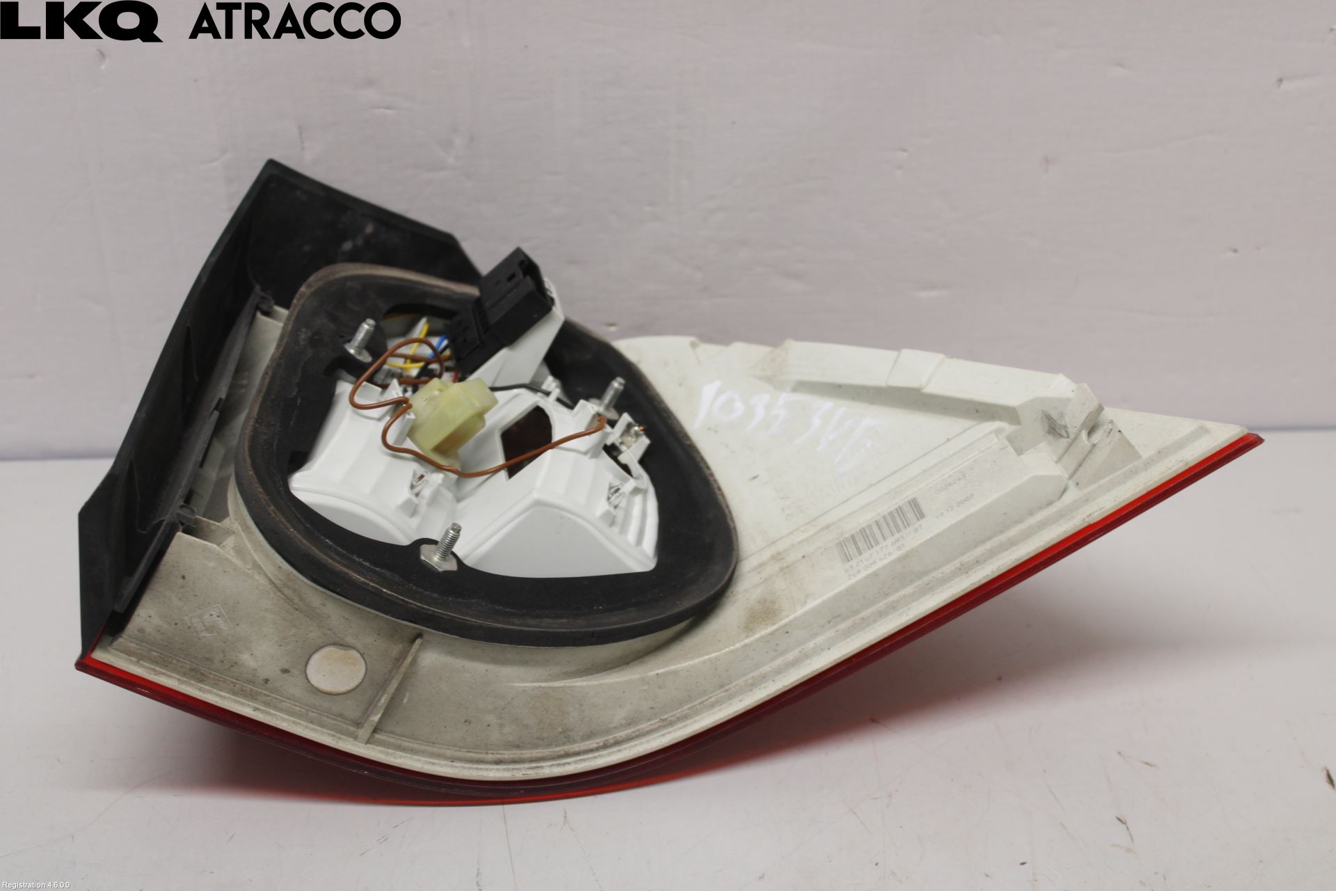 BMW 5 E60/61 Sed/Tou 02-10 Baklykt Venstre