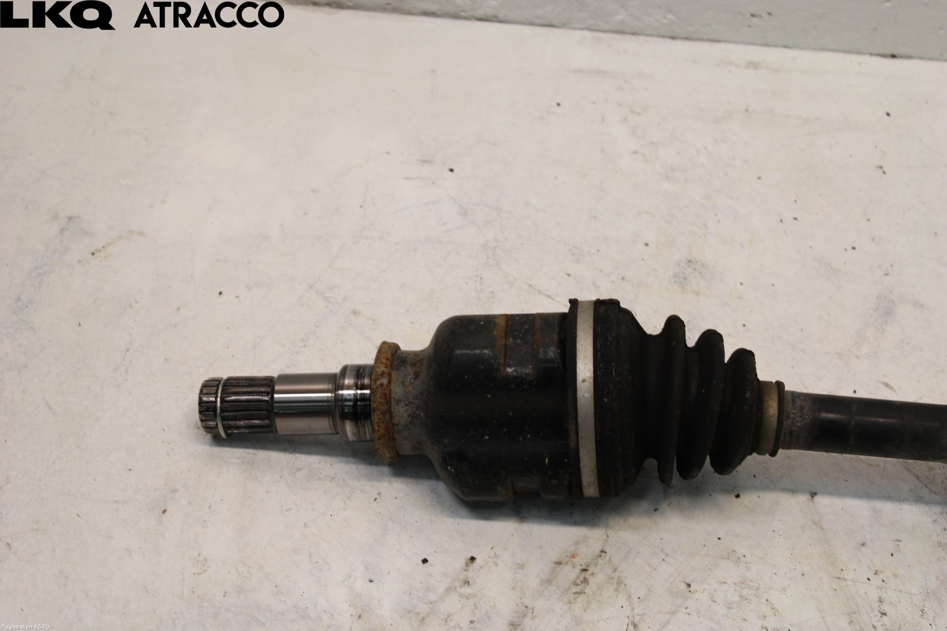 Toyota YARIS XP130 15-20 Drivaksel Foran Kompl Høyre