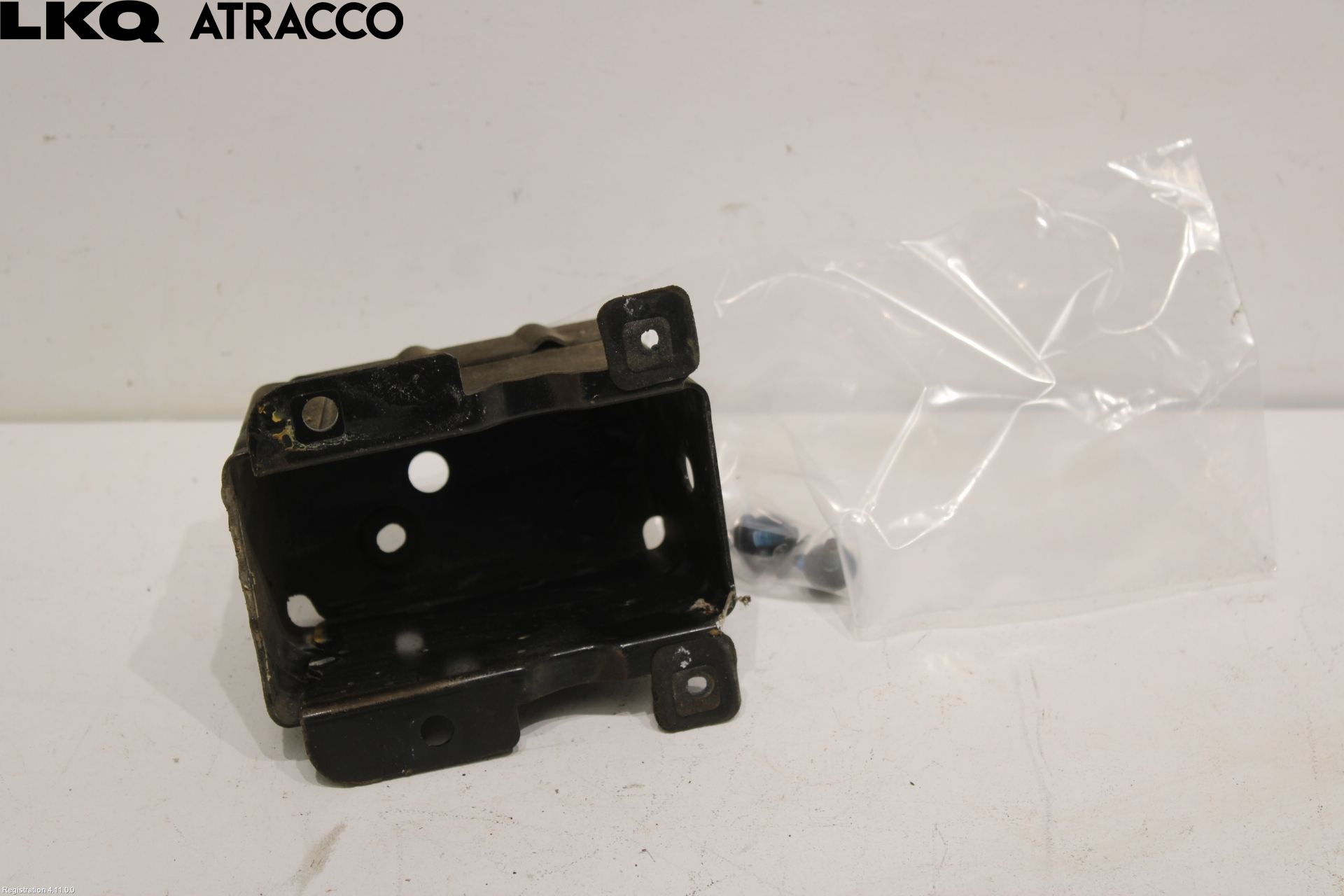 Nissan LEAF 18- Støtfanger Bak Feste