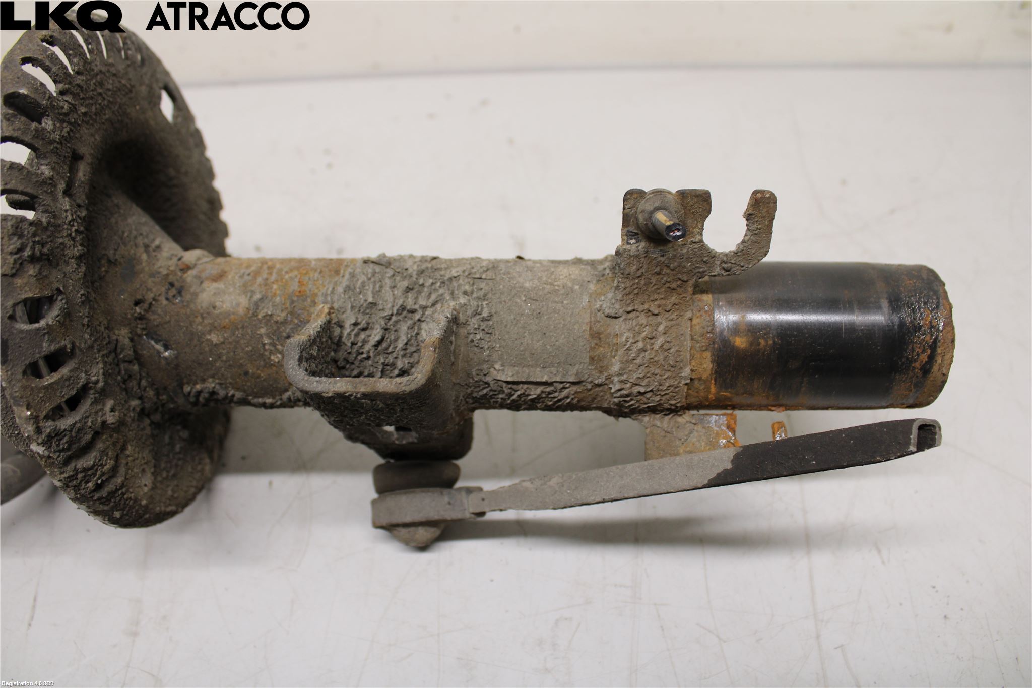 Volkswagen VW CADDY 11-15 Fjærbein Foran Venstre