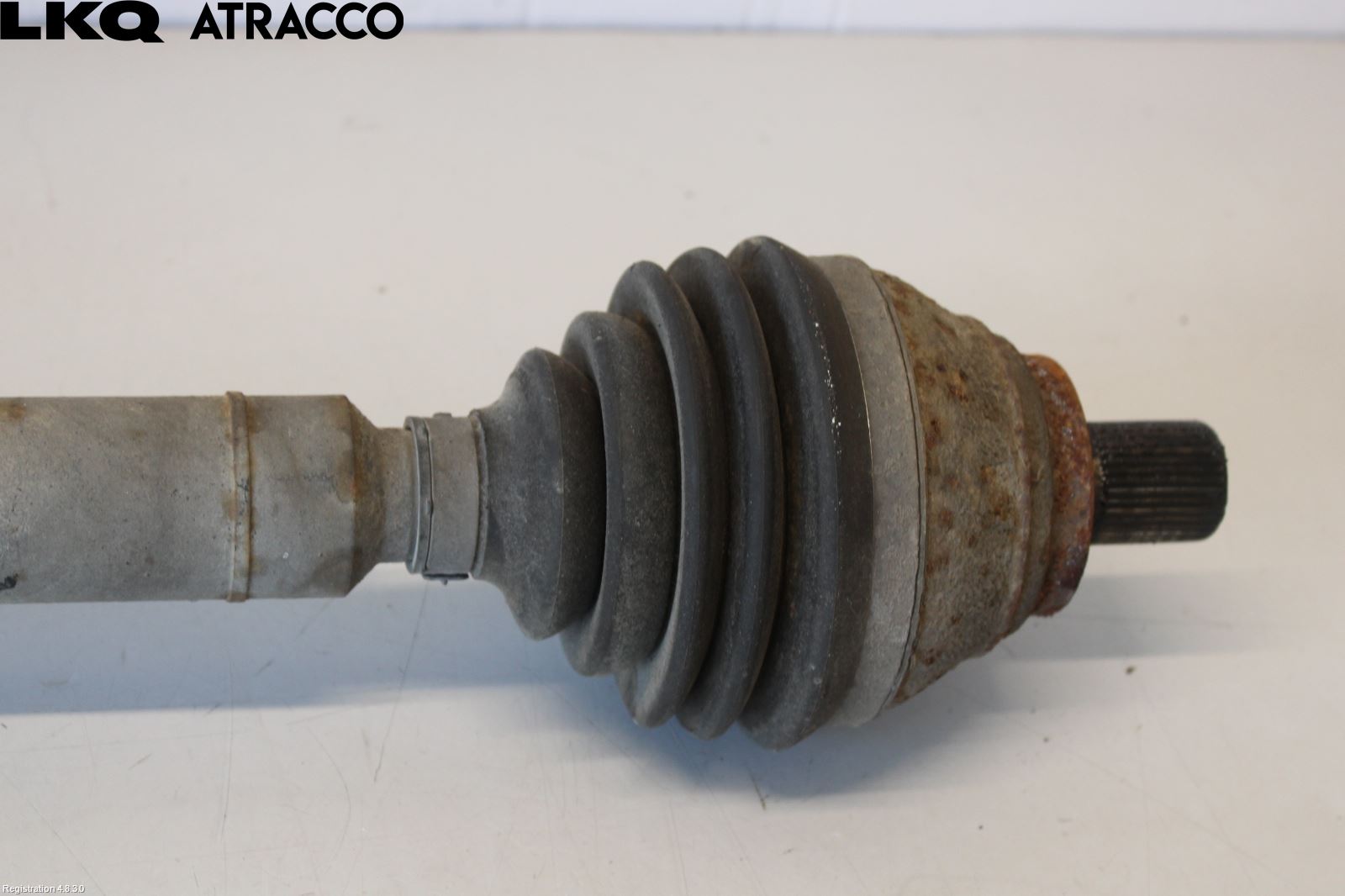 Volkswagen VW GOLF VI 09-13 Drivaksel Foran Kompl Høyre