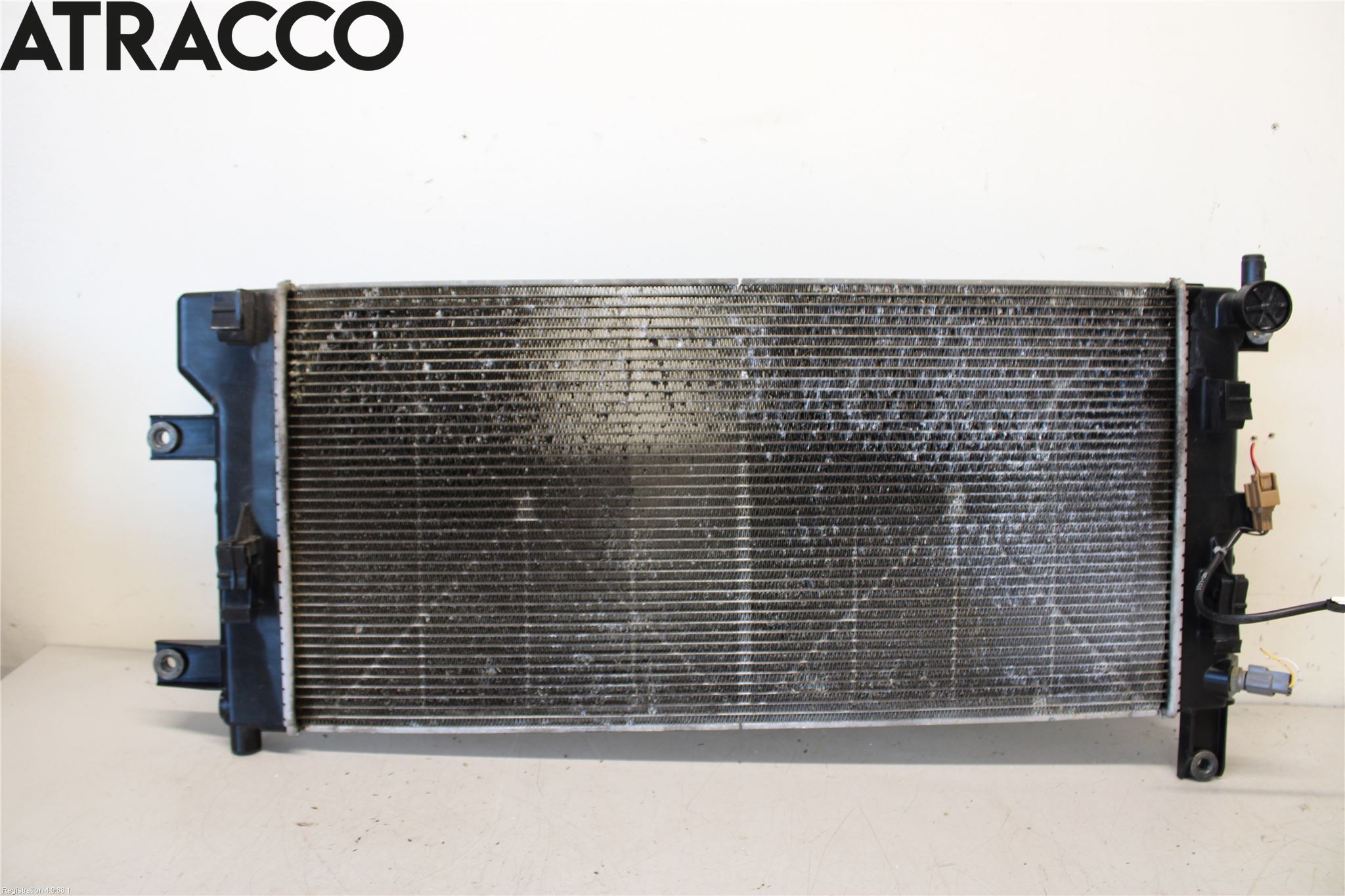 Nissan LEAF 11-17 Radiator Automat