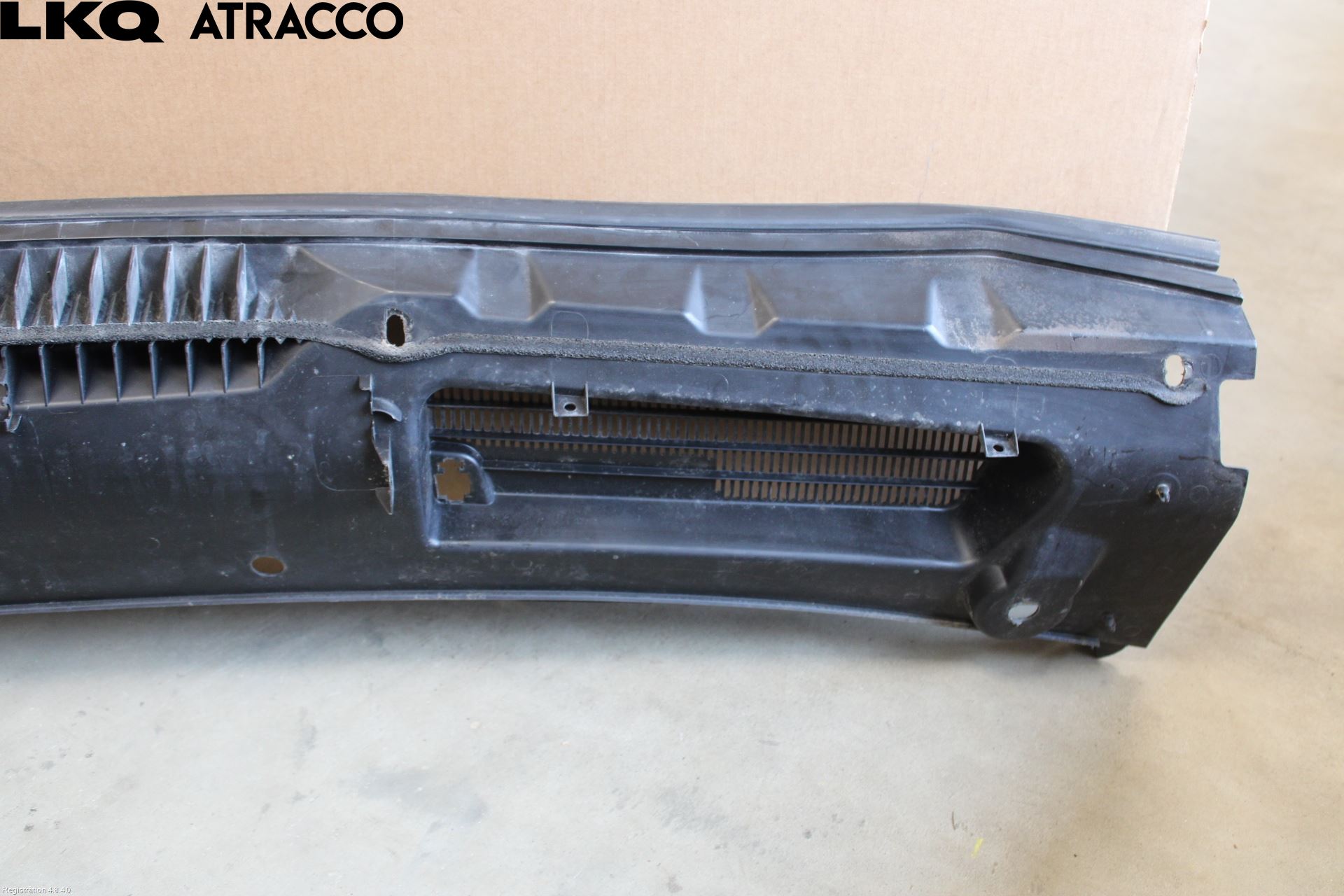 Ford KUGA 08-12 Visker Deksel-Grill-Under Frr