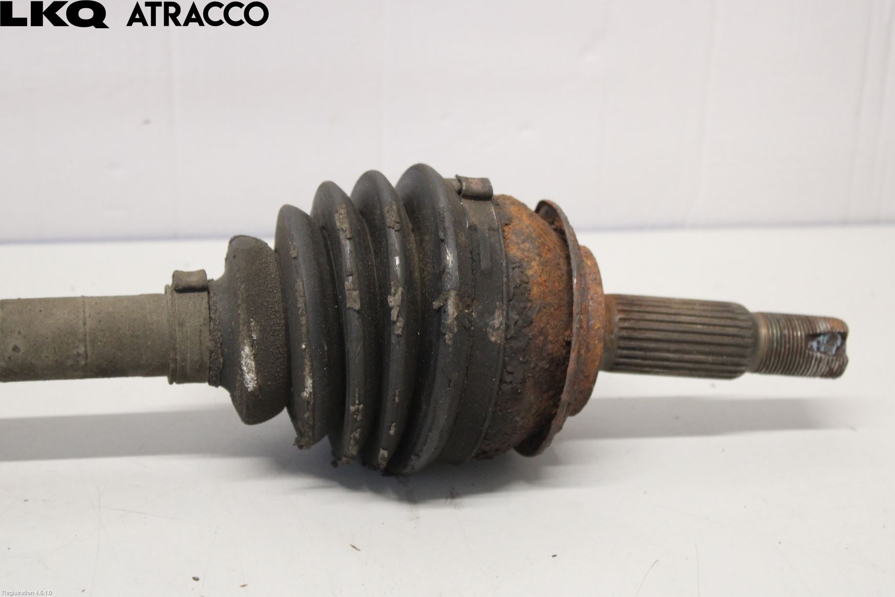 Toyota YARIS XP130 12-14 Drivaksel Foran Kompl Høyre