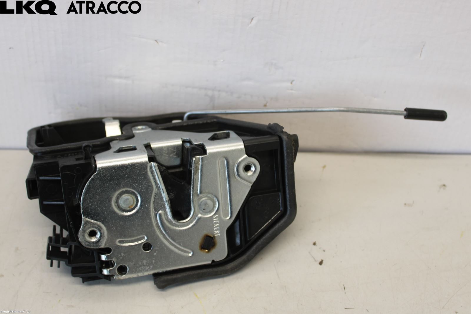BMW 3 F30/F31/F80 12-19 Dørlås - Låsekasse