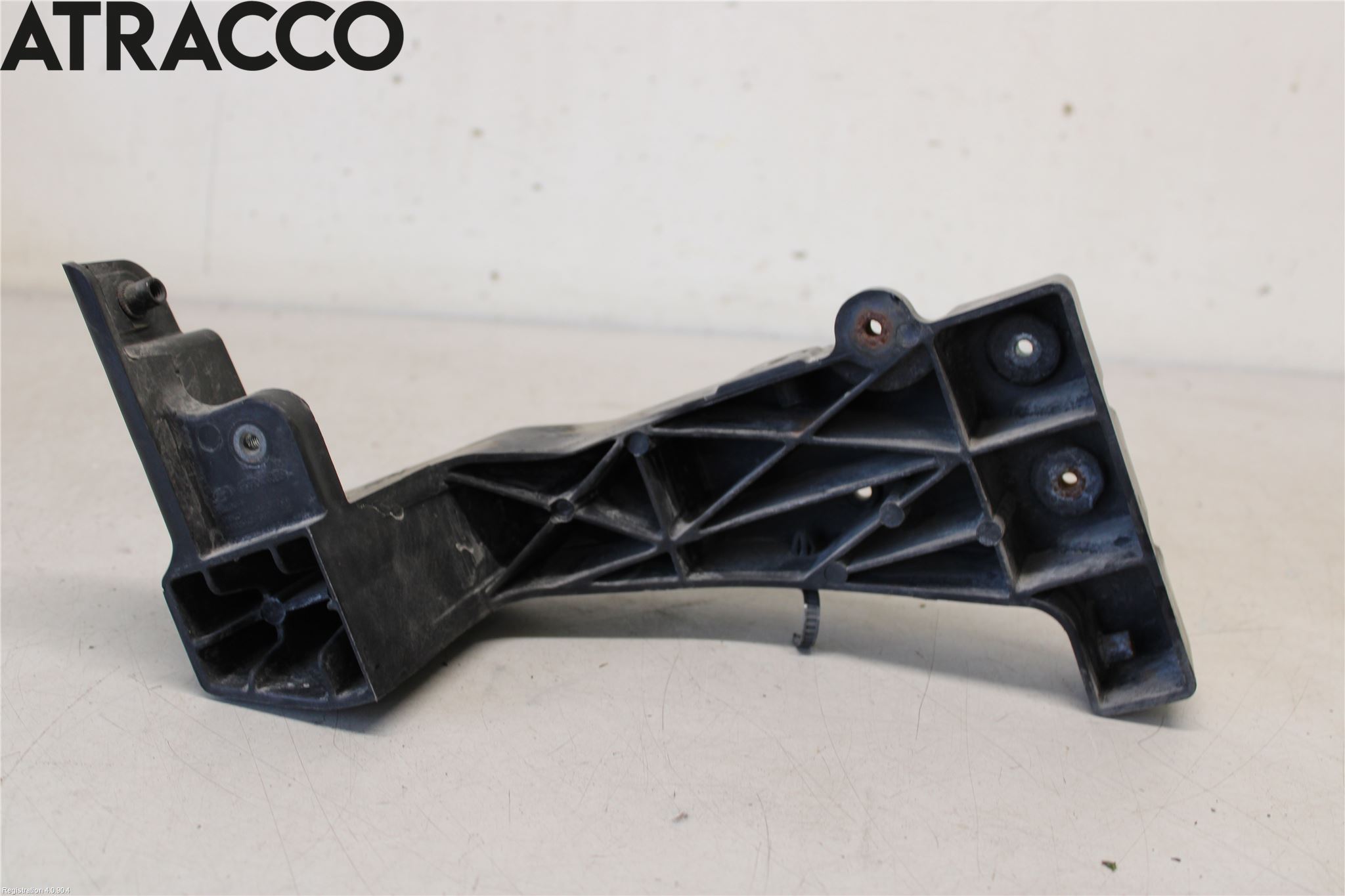 Hyundai i40 08-15 Frontlykt Holder-Feste